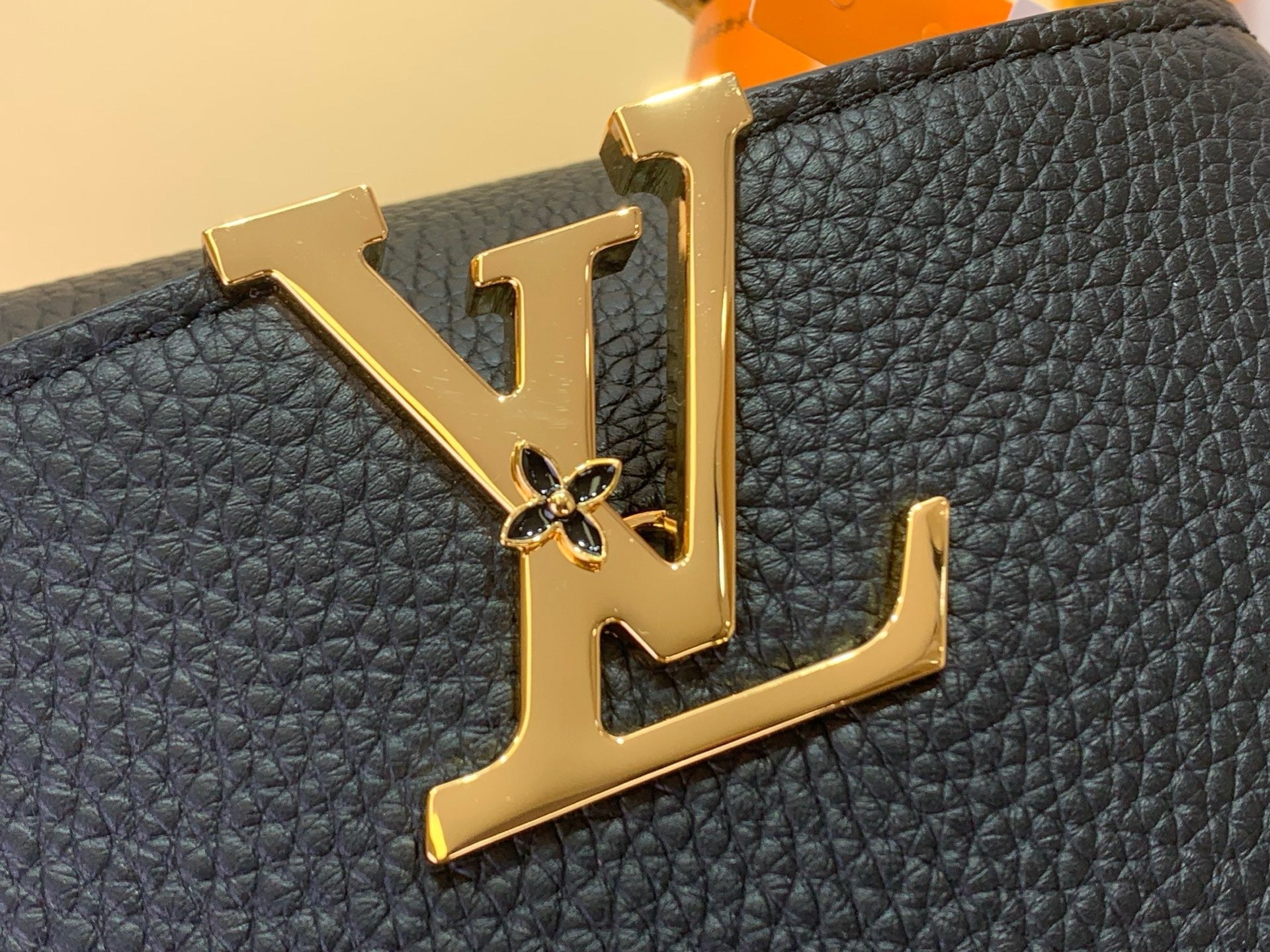 STRUCTURED TOP HANDLE BAG WITH GOLD LOGO