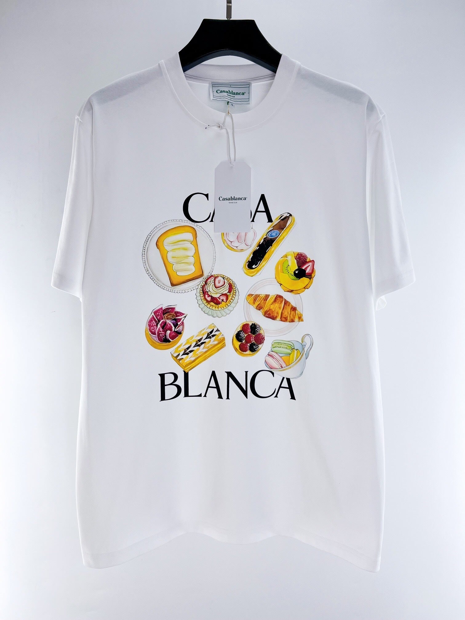 PASTRY GRAPHIC T-SHIRT