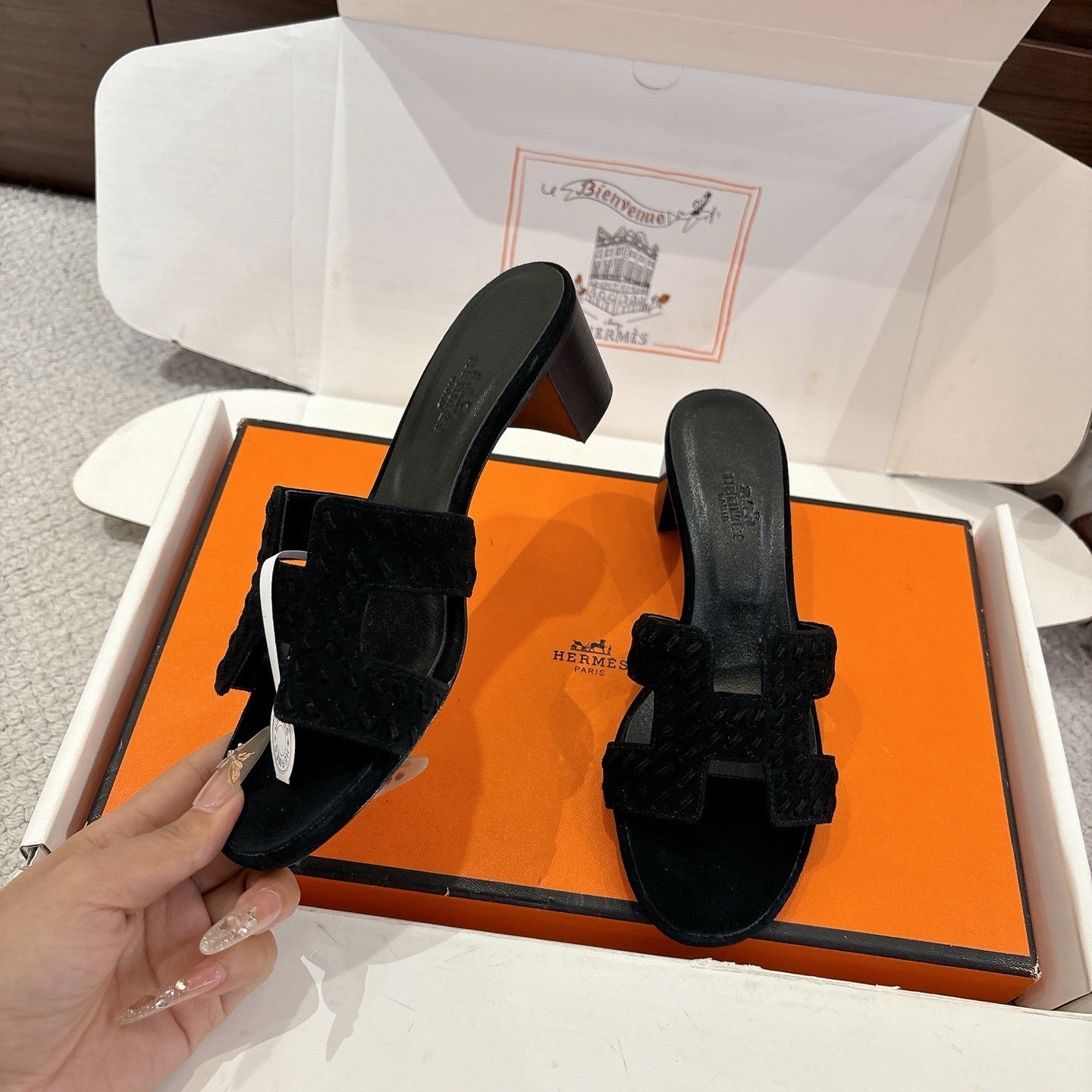 BLACK SUEDE HEELED SLIDE SANDALS