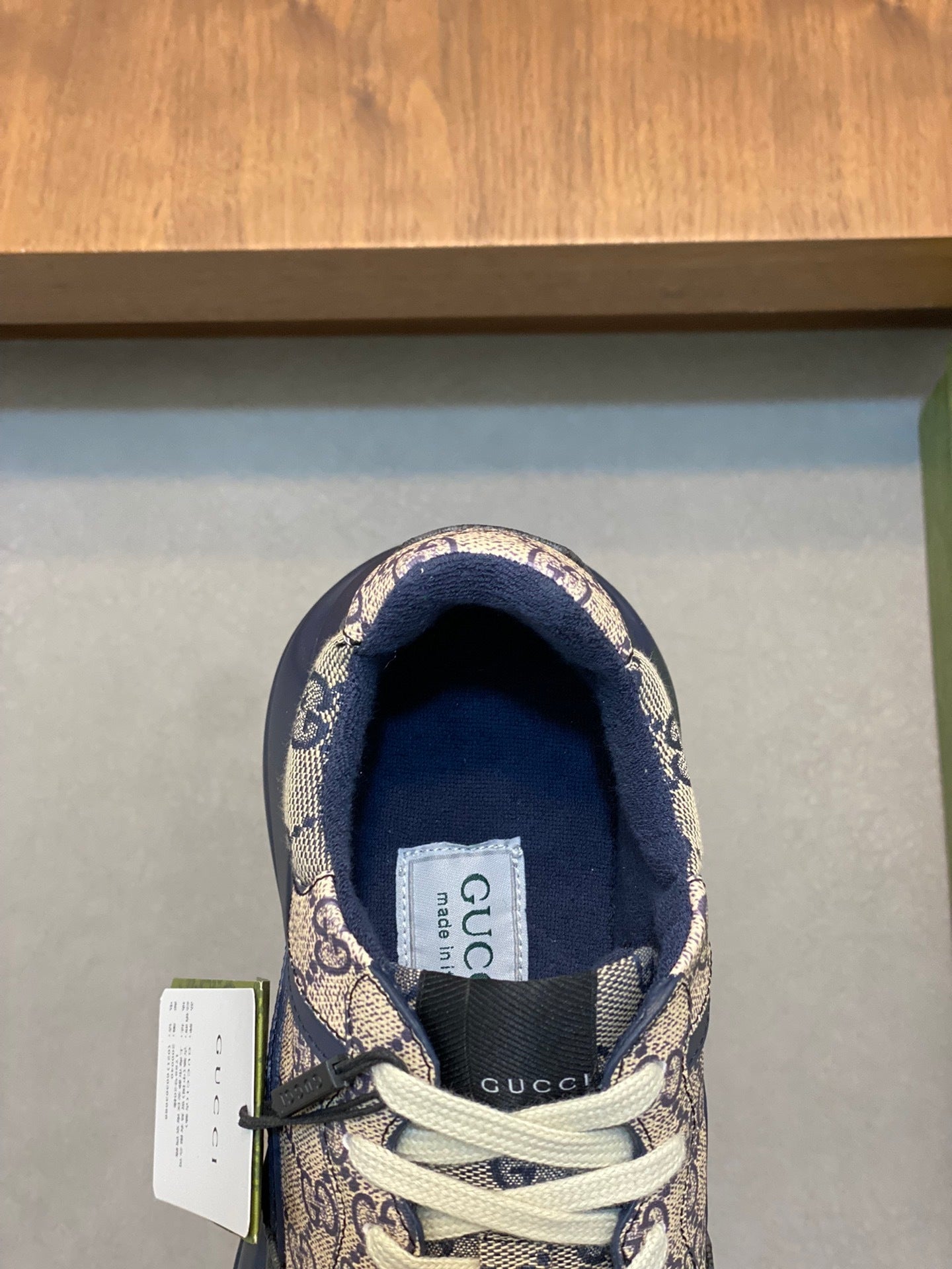 BEIGE PATTERNED LOW-TOP SNEAKERS