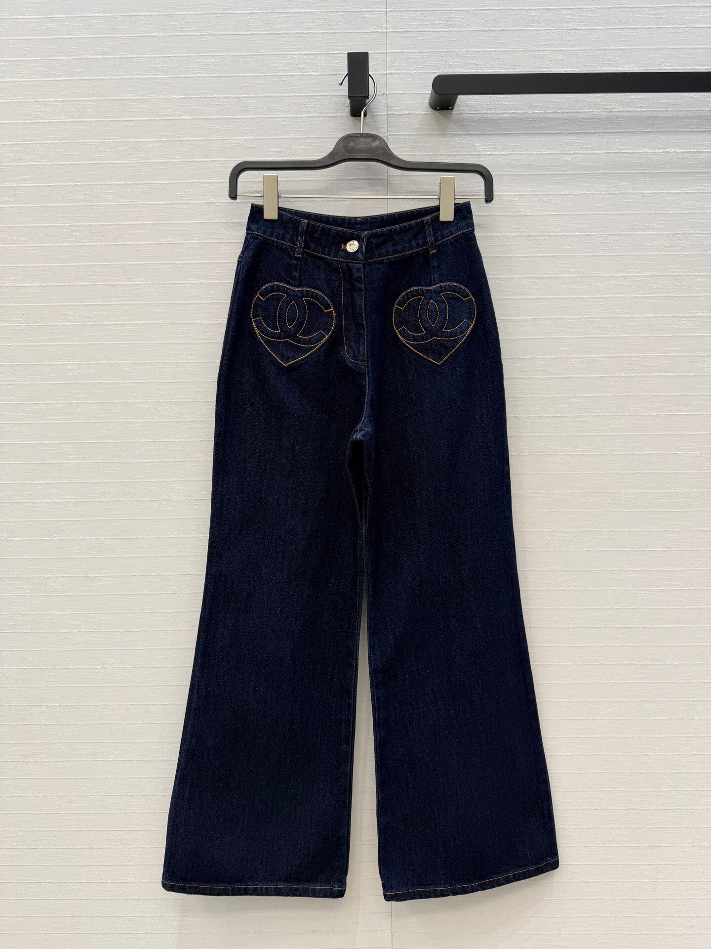 HEART LOGO DETAIL WIDE LEG DENIM JEANS