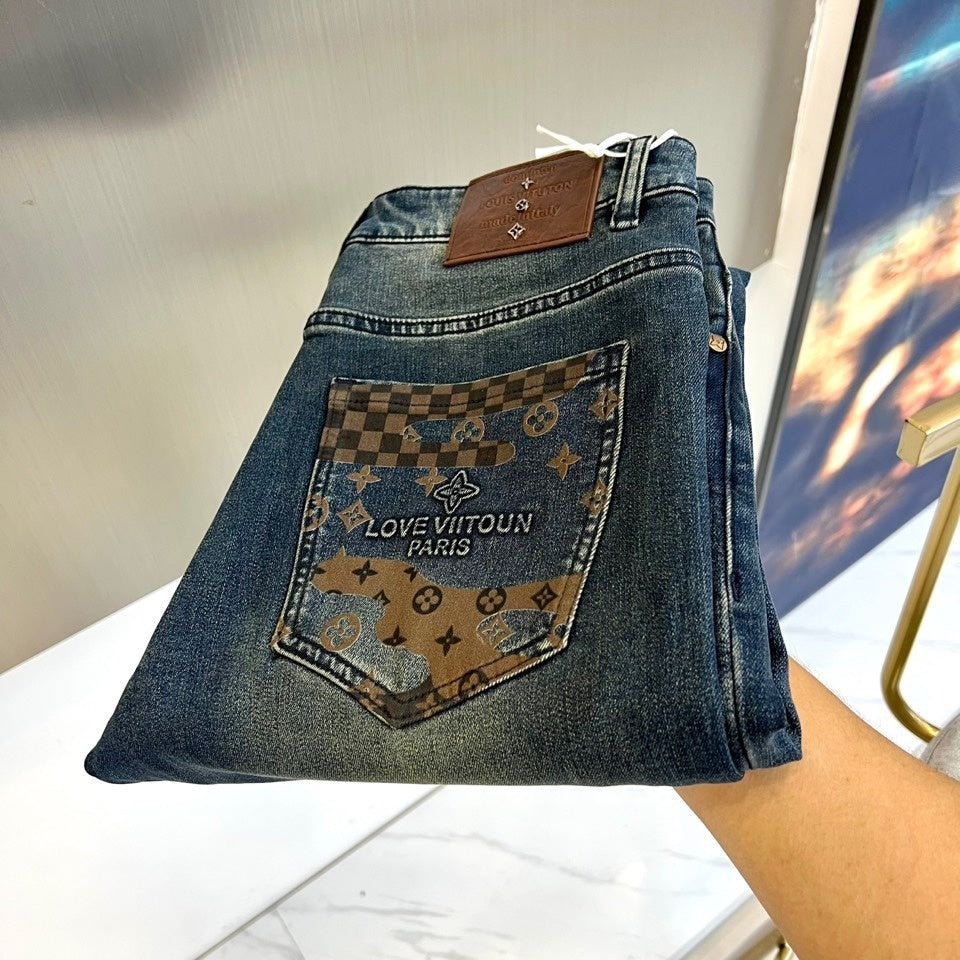 SLIM FIT WASHED DENIM JEANS