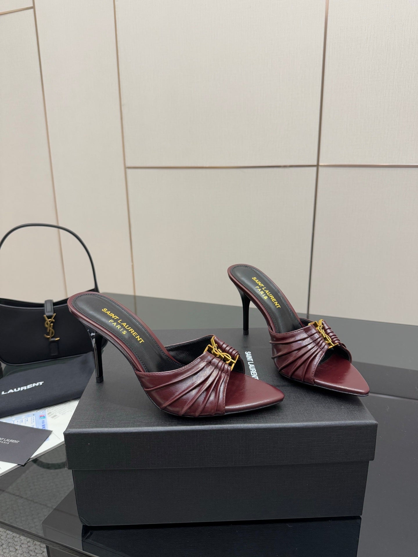 ELEGANT HEELED MULES