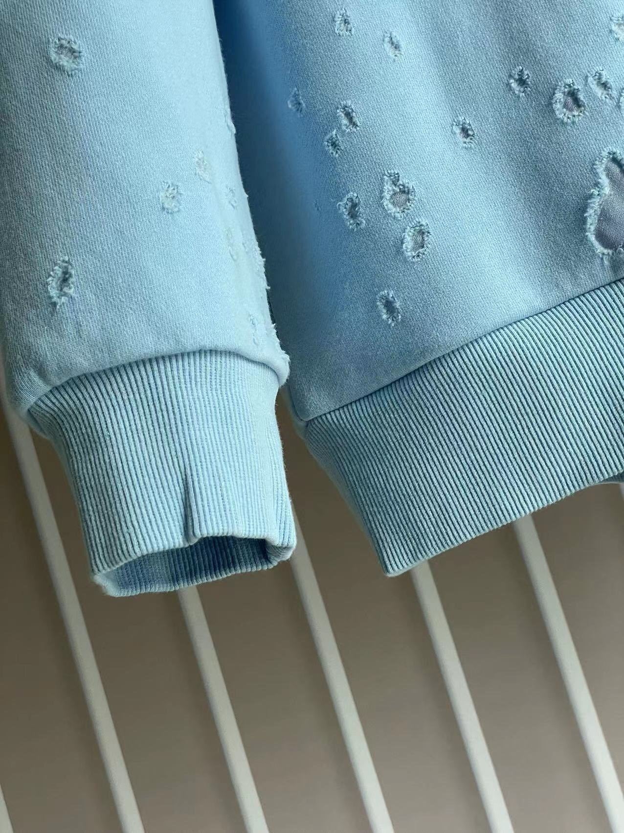 DISTRESSED LOGO CREWNECK SWEATSHIRT