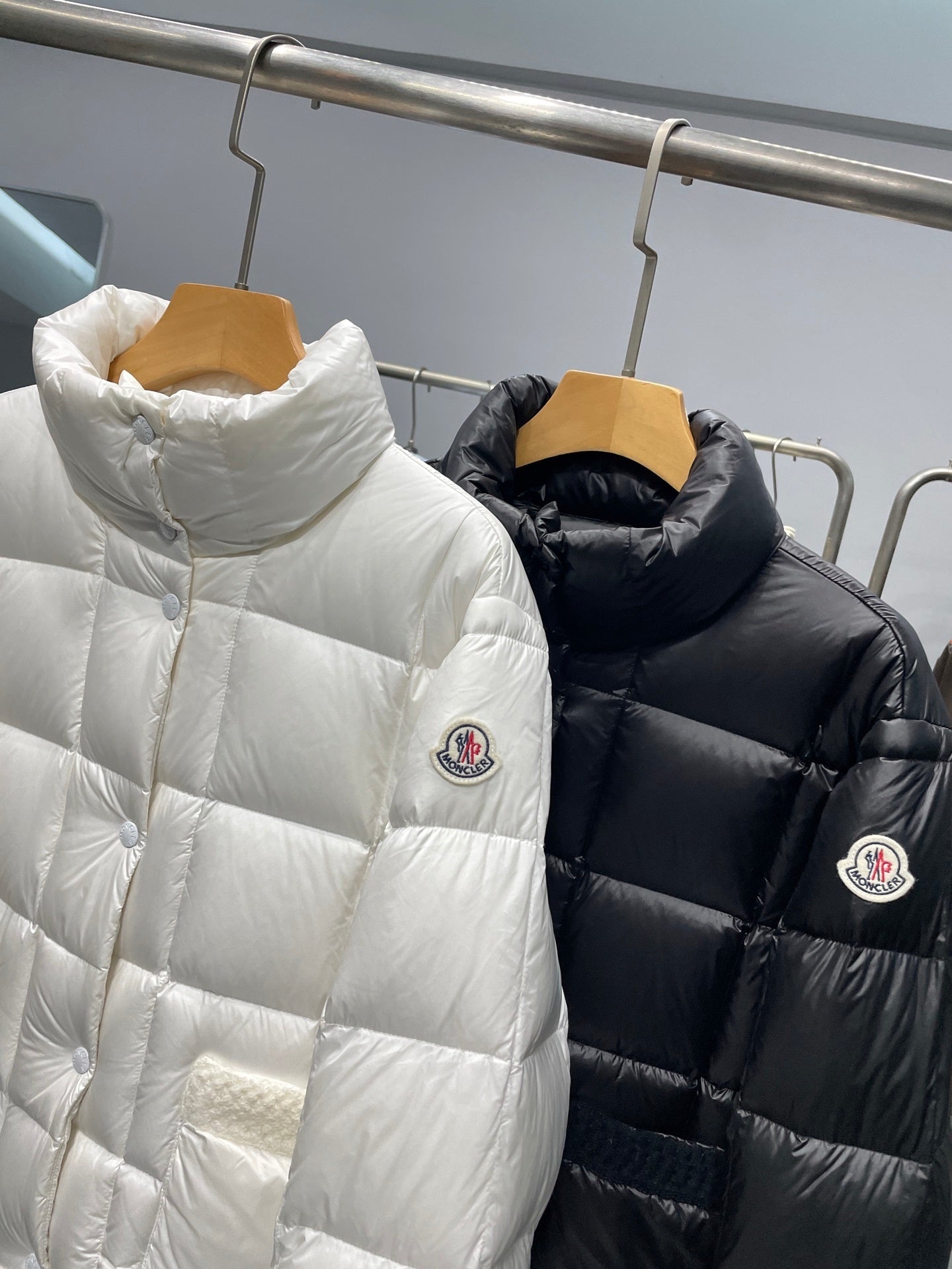 QUILTED HIGH-NECK PUFFER DOWN JACKET