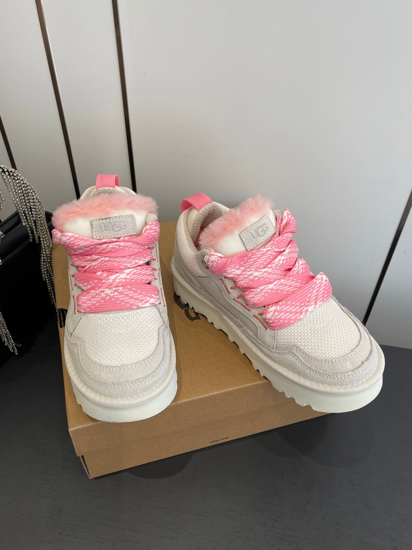 COZY PLATFORM SNEAKERS – PINK