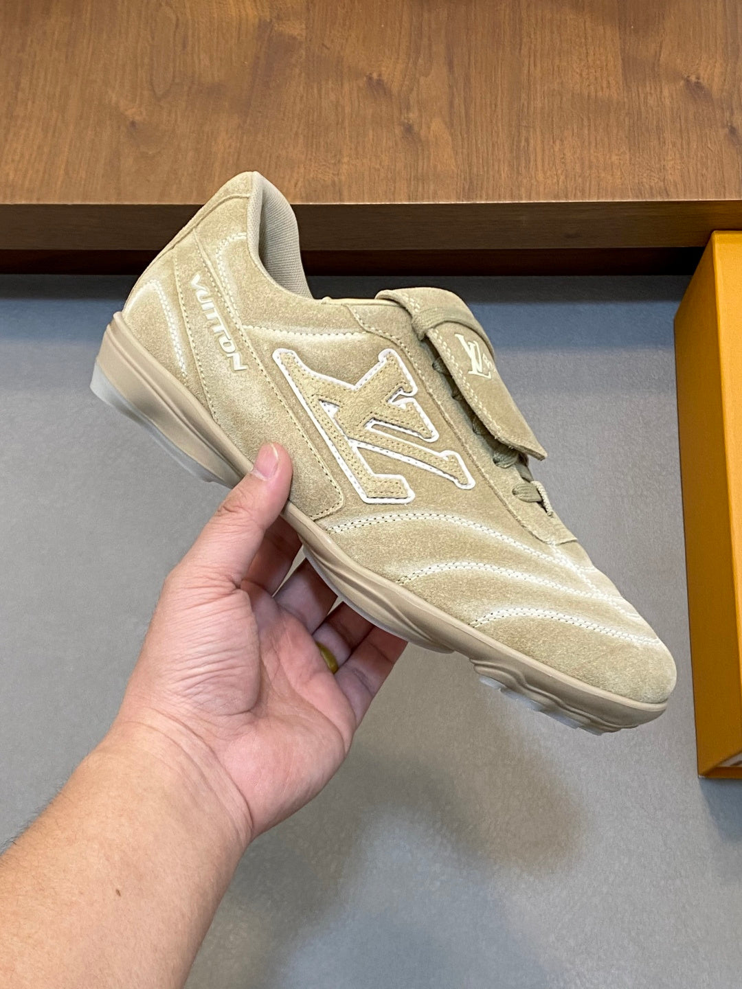 BEIGE SUEDE SNEAKERS