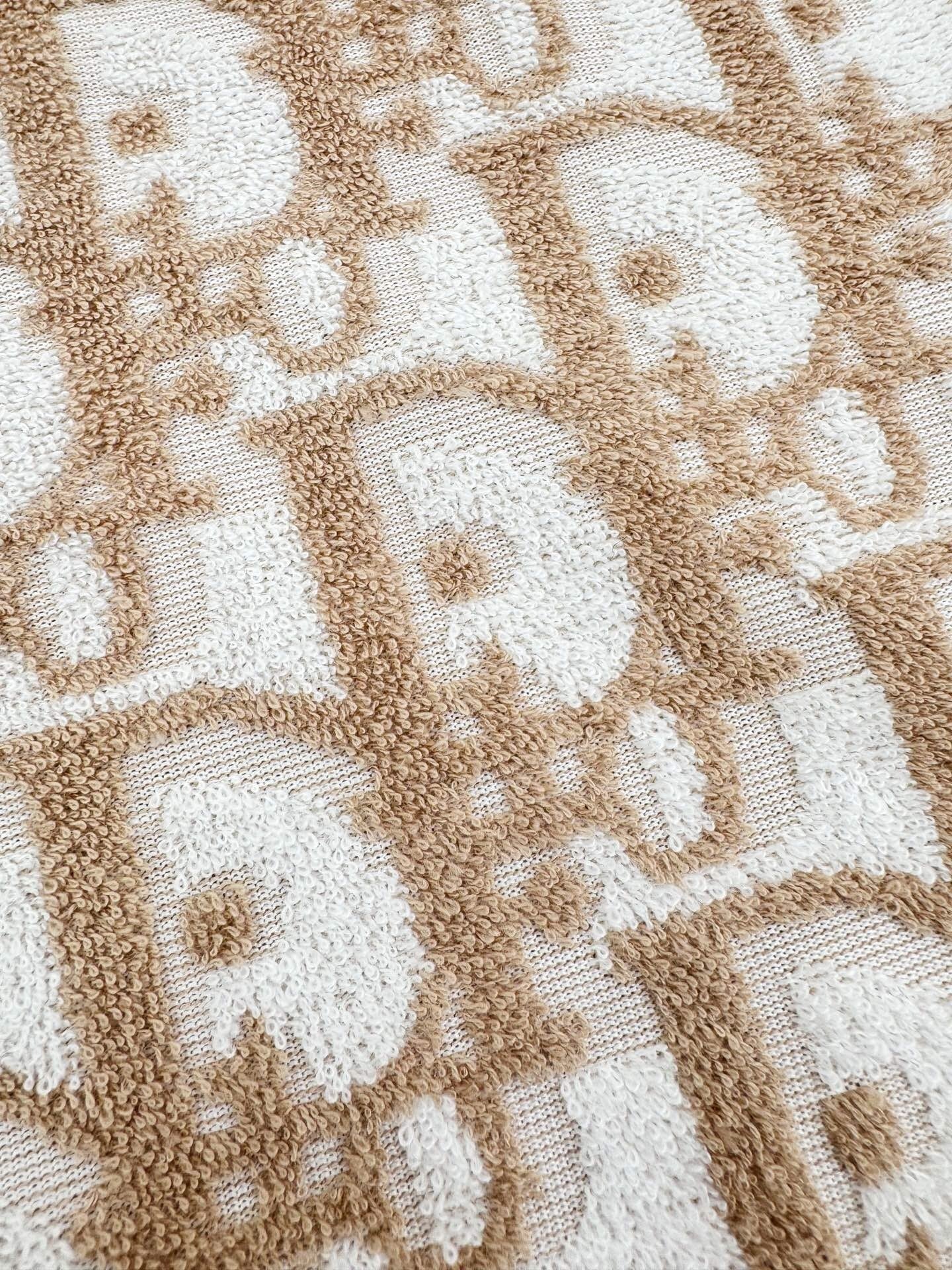 MONOGRAM TEXTURED KNIT T-SHIRT