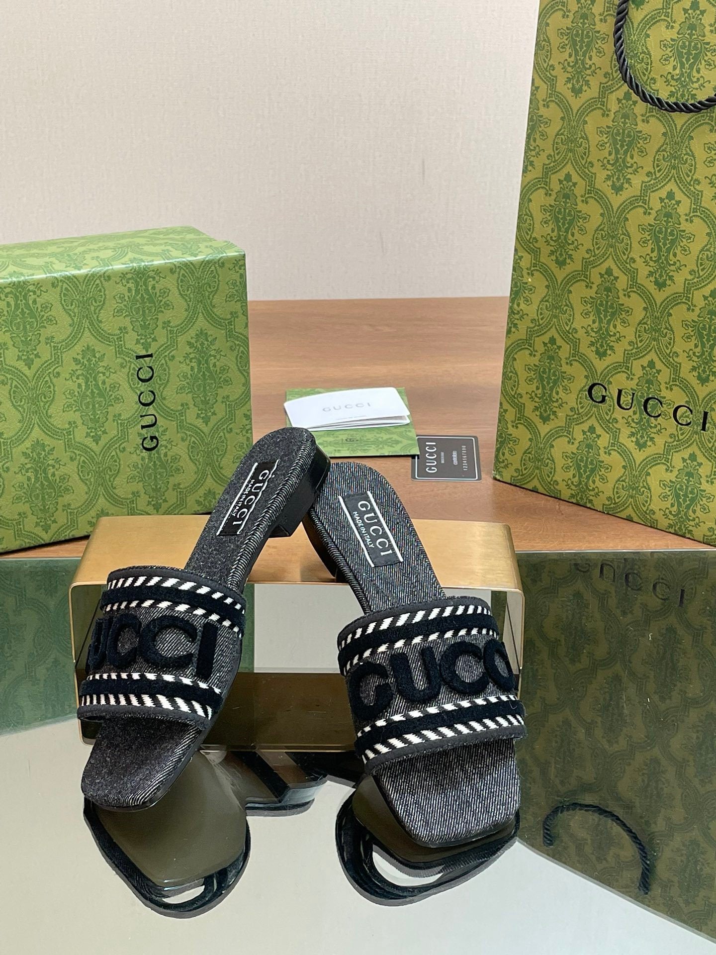 EMBROIDERED DENIM FLAT SLIDE SANDALS – BLACK