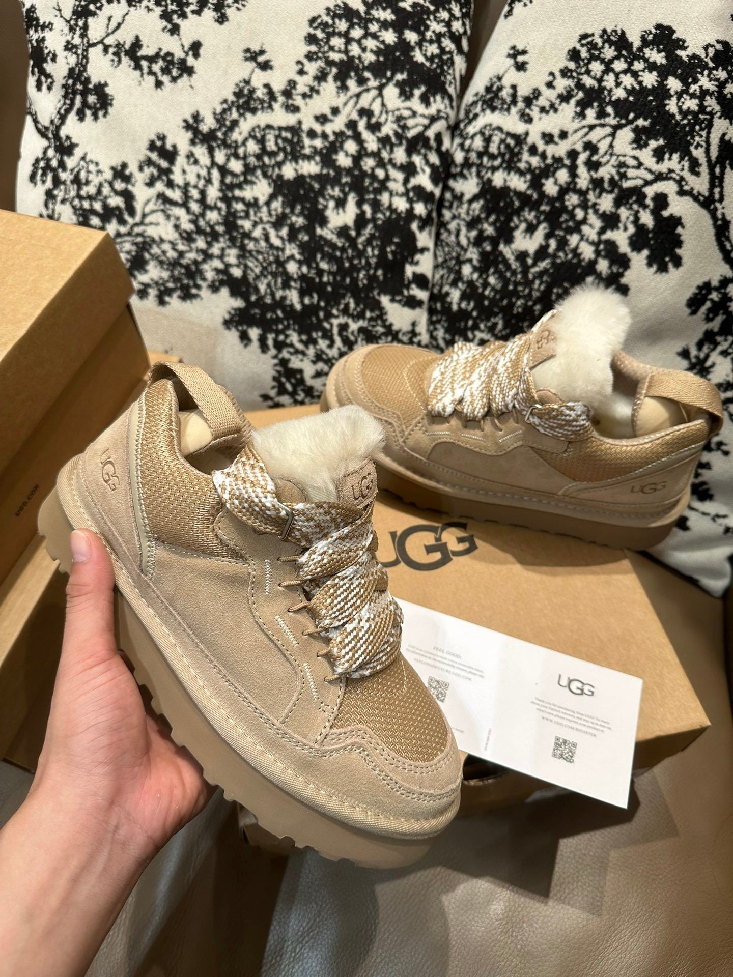 COZY PLATFORM SNEAKERS – SAND