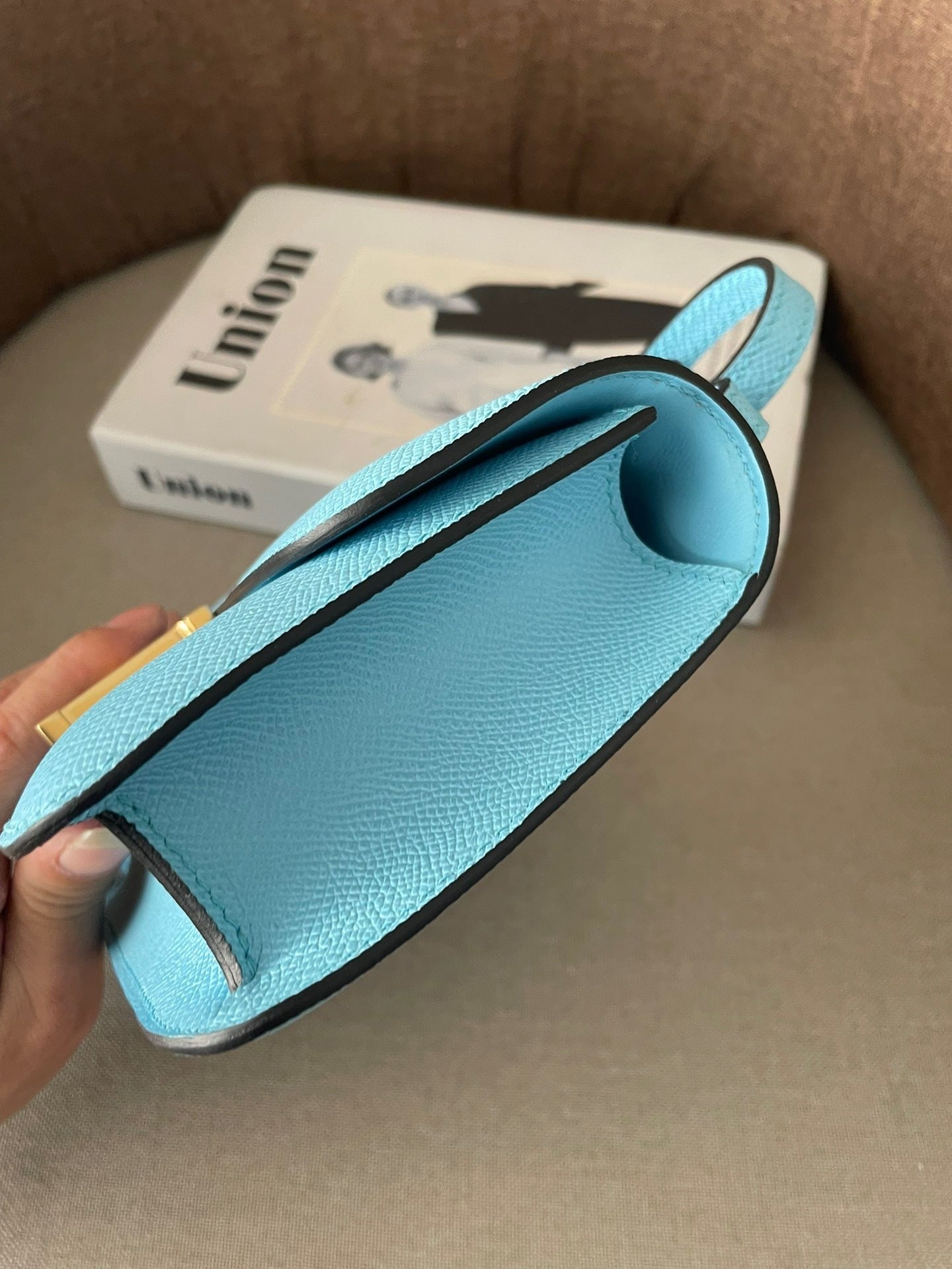 SKY BLUE STRUCTURED CROSSBODY BAG