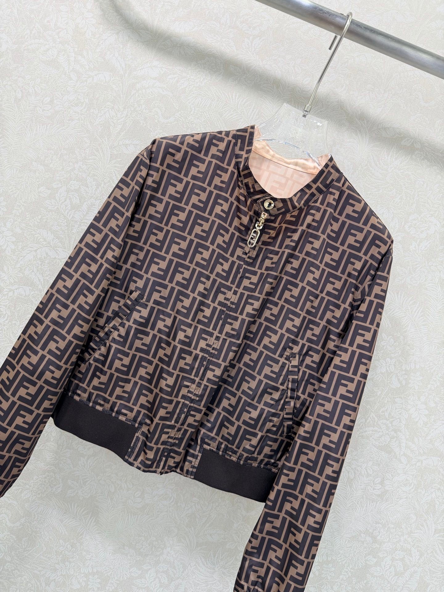 PATTERN ZIP JACKET