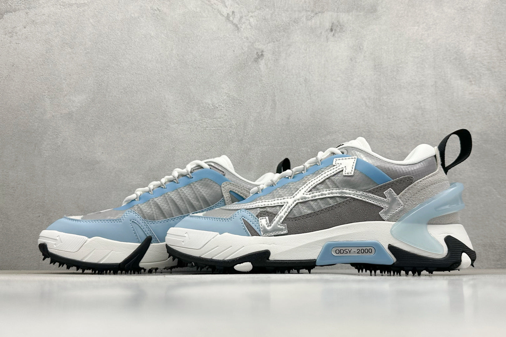 UNISEX FUTURISTIC CHUNKY RUNNING SNEAKERS