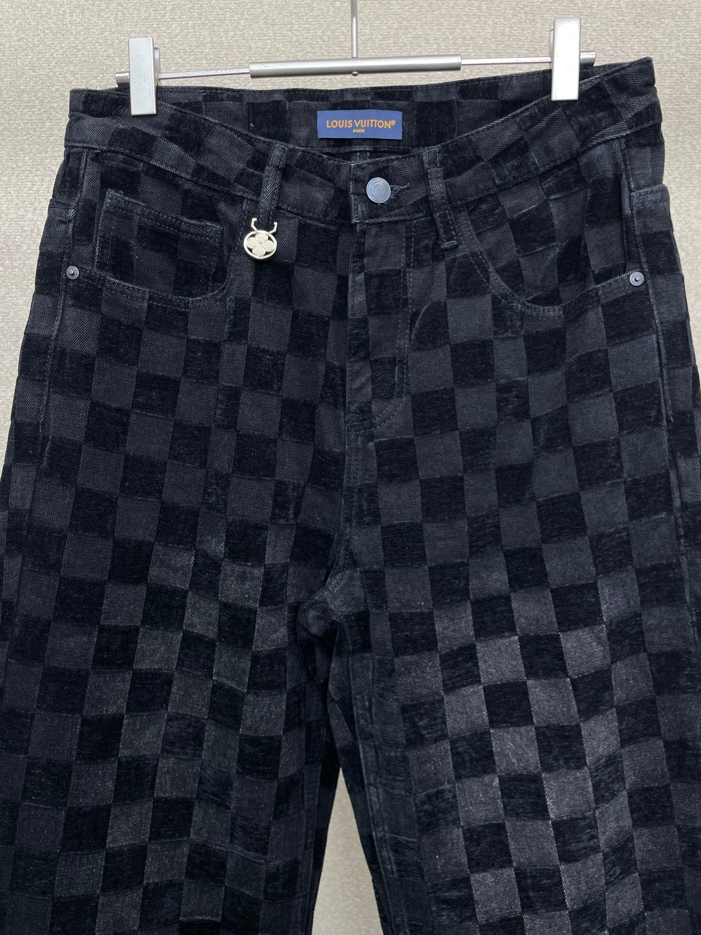 BLACK CHECKERED STRAIGHT-LEG PANTS
