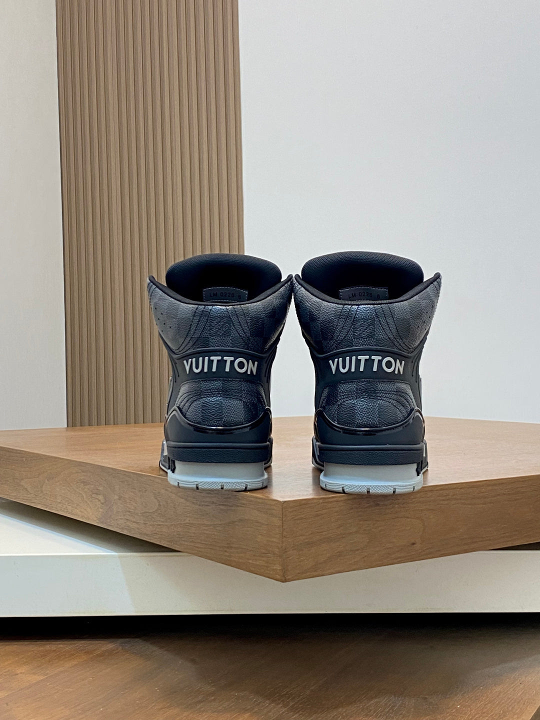 PREMIUM BLACK HIGH-TOP DESIGNER SNEAKERS