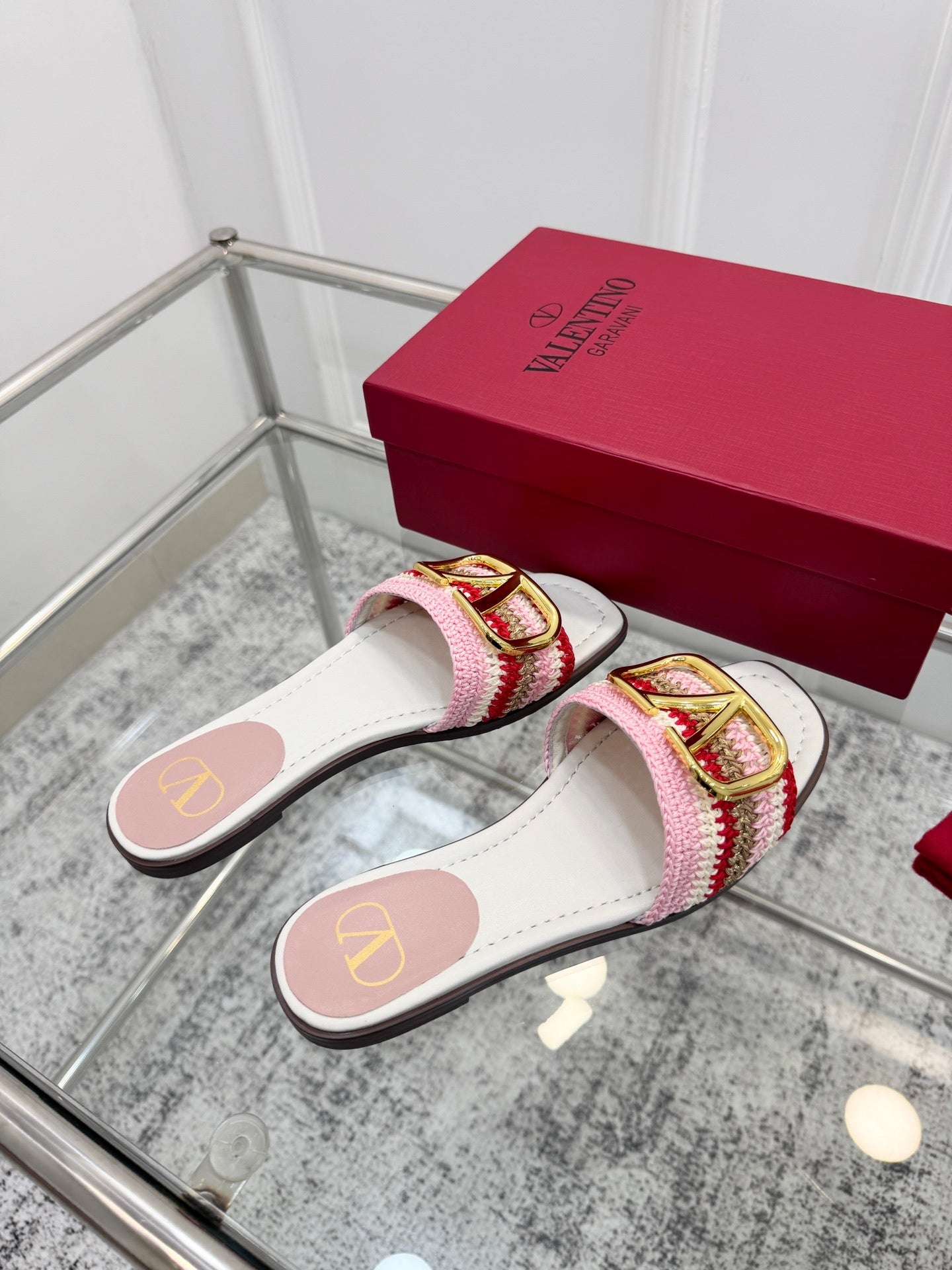 WOVEN STRAP FLAT SLIDES – PINK MULTICOLOR WITH GOLD BUCKLE
