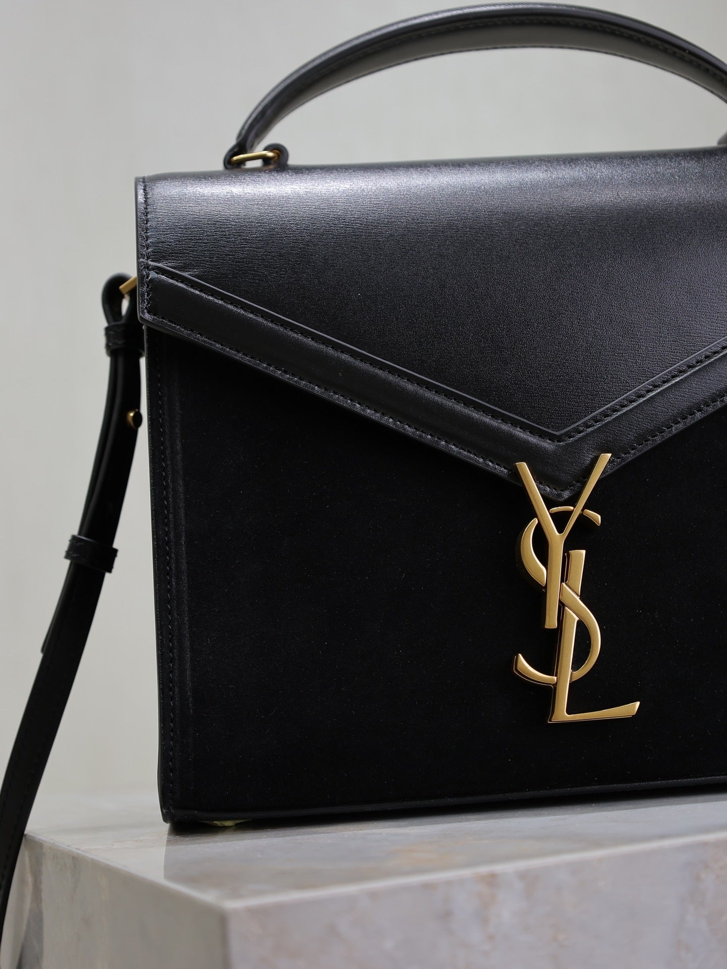 STRUCTURED TOP-HANDLE ENVELOPE BAG