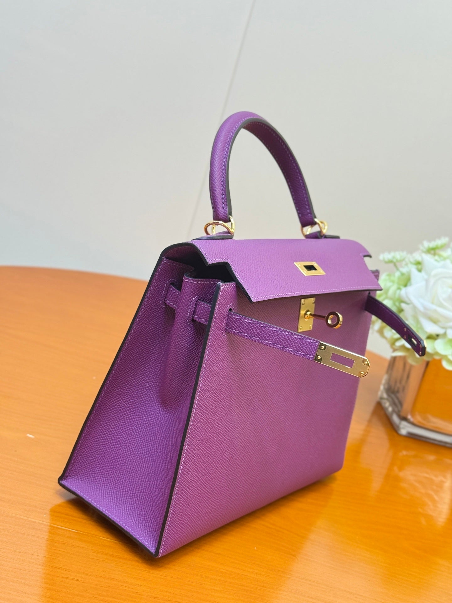 ROYAL PURPLE STRUCTURED LUXURY HANDBAG