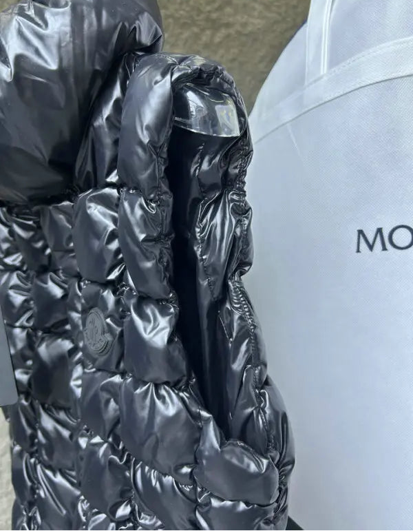 BELTED QUILTED HOODED PUFFER VEST