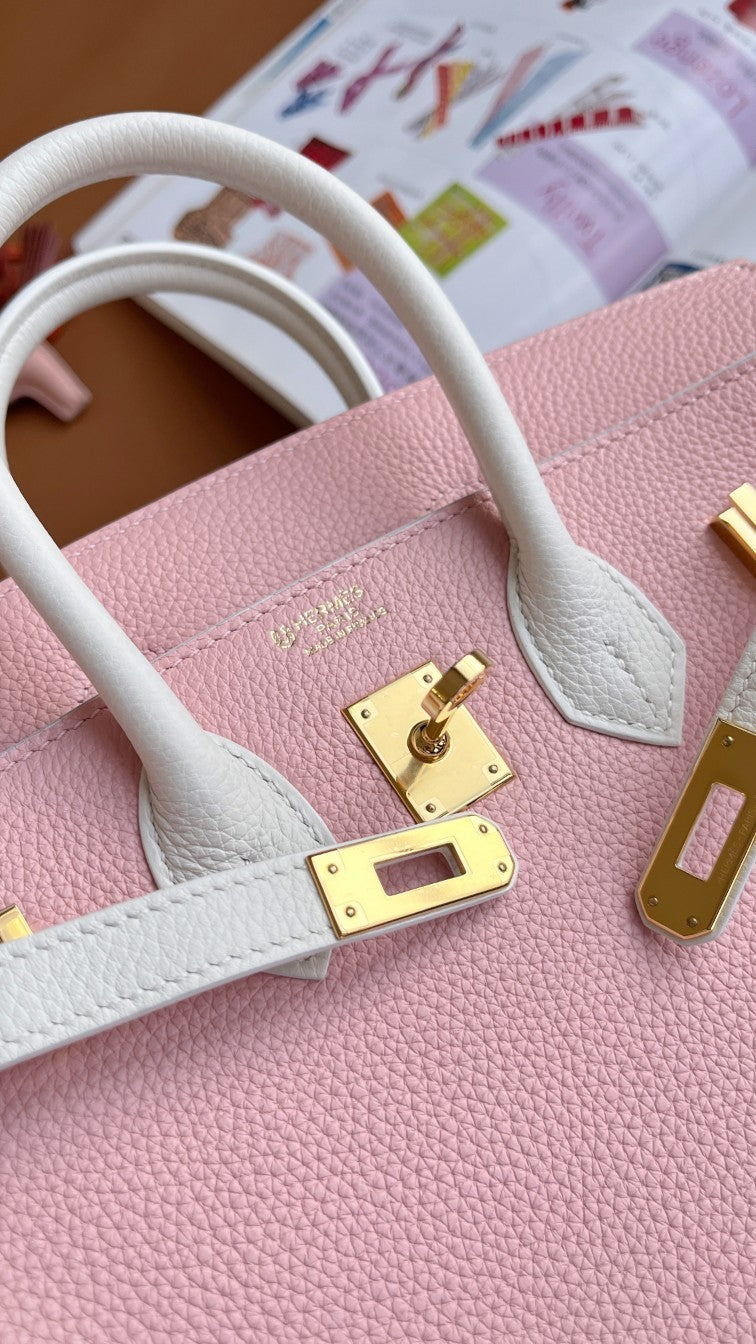 PASTEL PINK AND WHITE BIRKIN STYLE LUXURY TOP HANDLE HANDBAG WITH GOLD HARDWARE