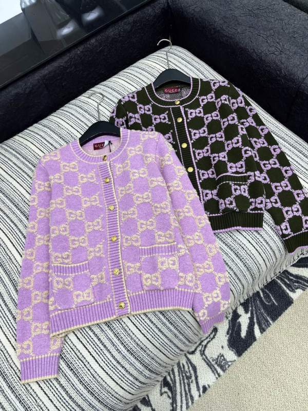 MONOGRAM BUTTON KNIT CARDIGAN