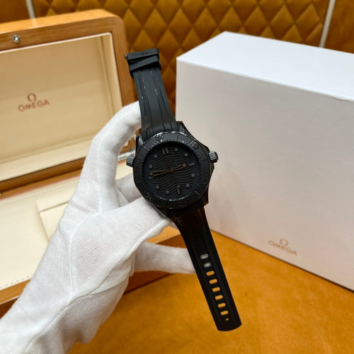 ALL BLACK SPORT DIVER WATCH