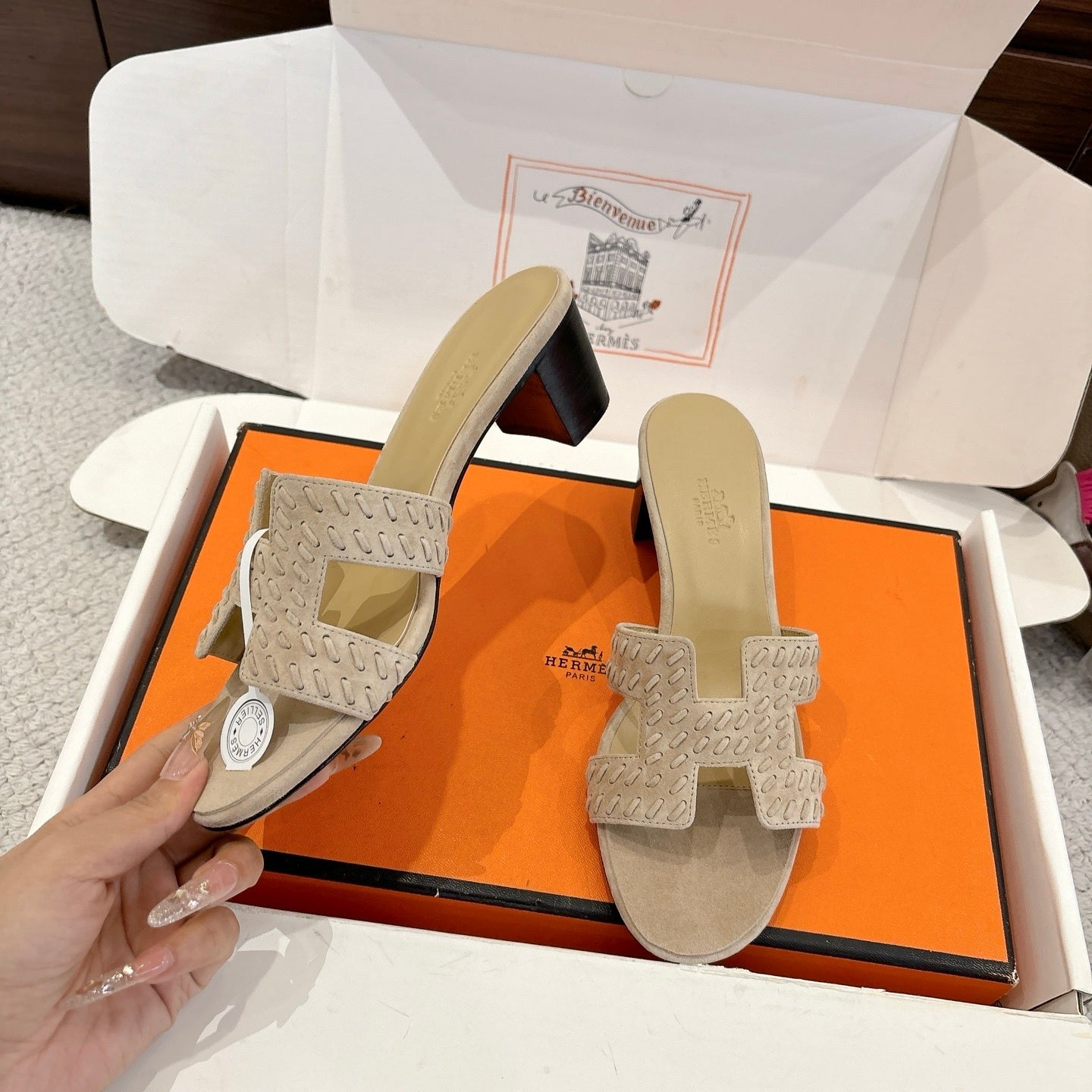 SAND BEIGE SUEDE HEELED SLIDE SANDALS