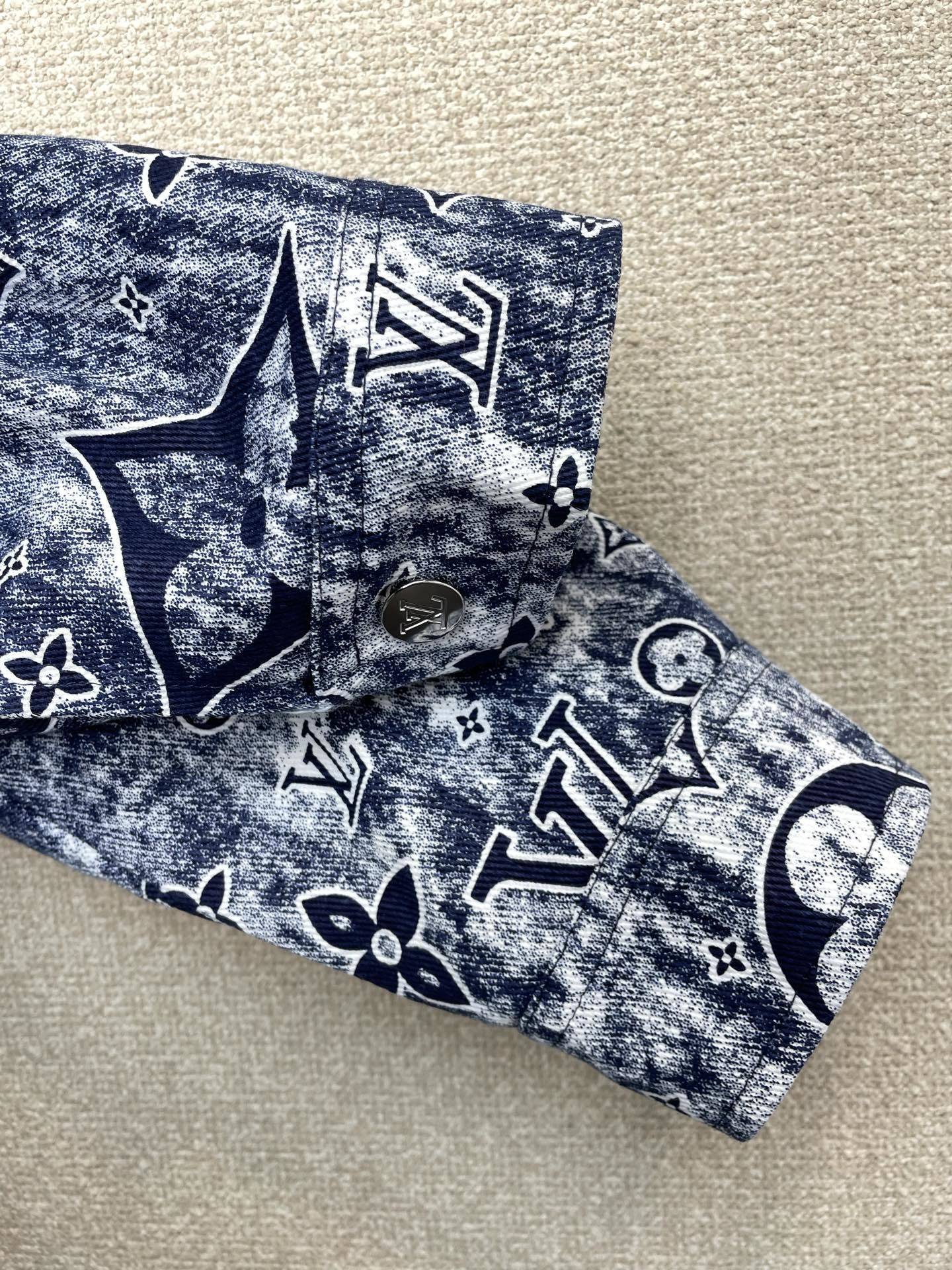 ALL-OVER JACQUARD ZIP-UP DENIM JACKET