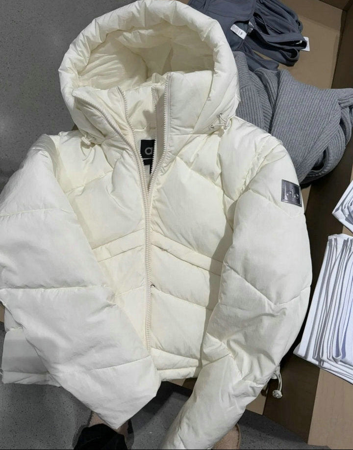 CROPPED HOODED PUFFER JACKET WITH ZIP FRONT