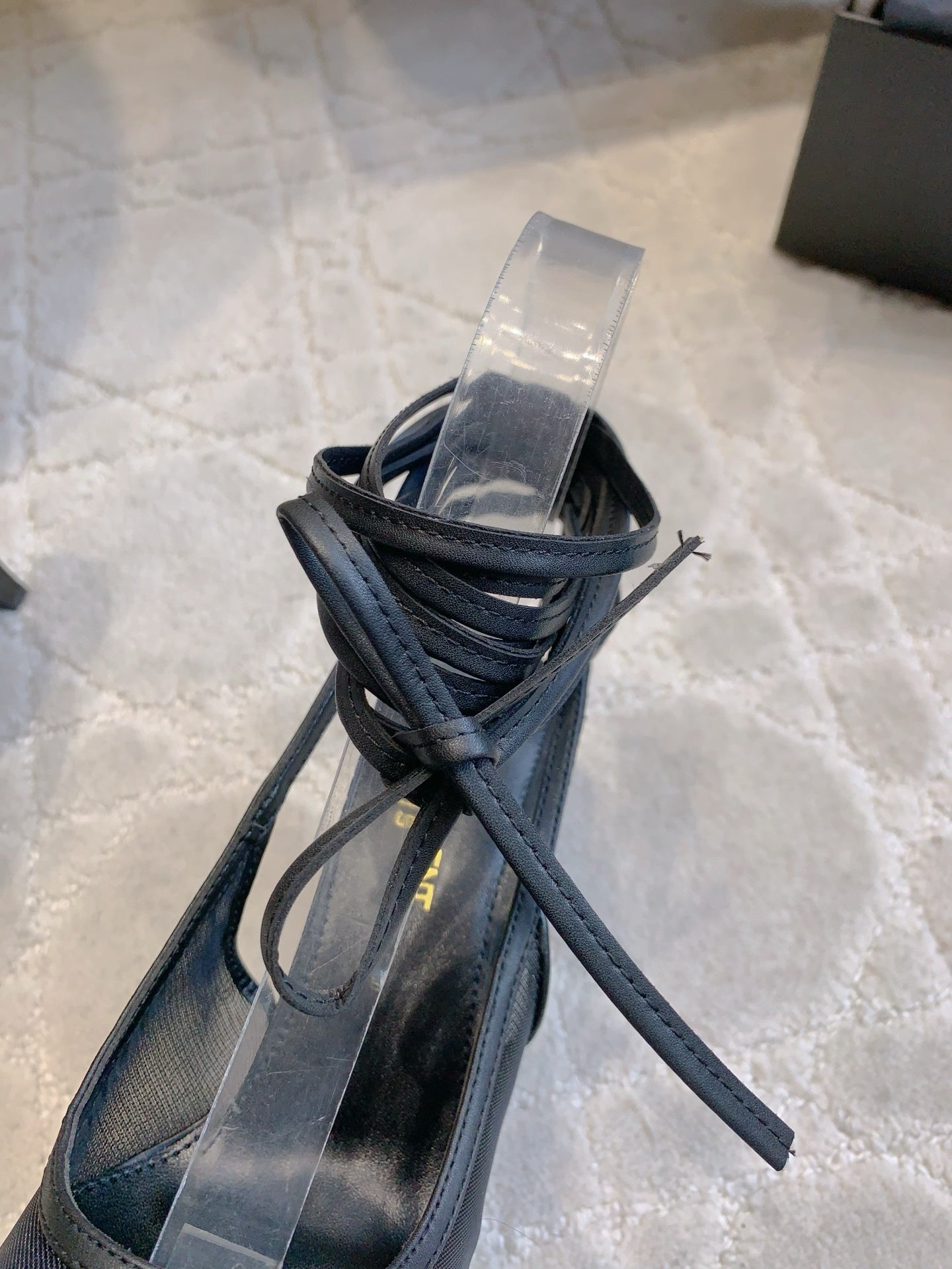 POINTED TOE LACE-UP HEEL PUMPS