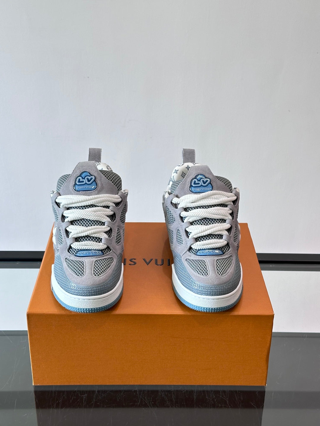 GREY AND BLUE LACE-UP SNEAKERS WITH MESH DETAILING