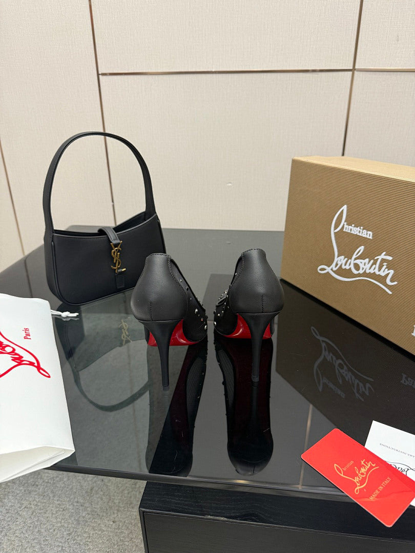 BLACK RHINESTONE MESH PUMPS