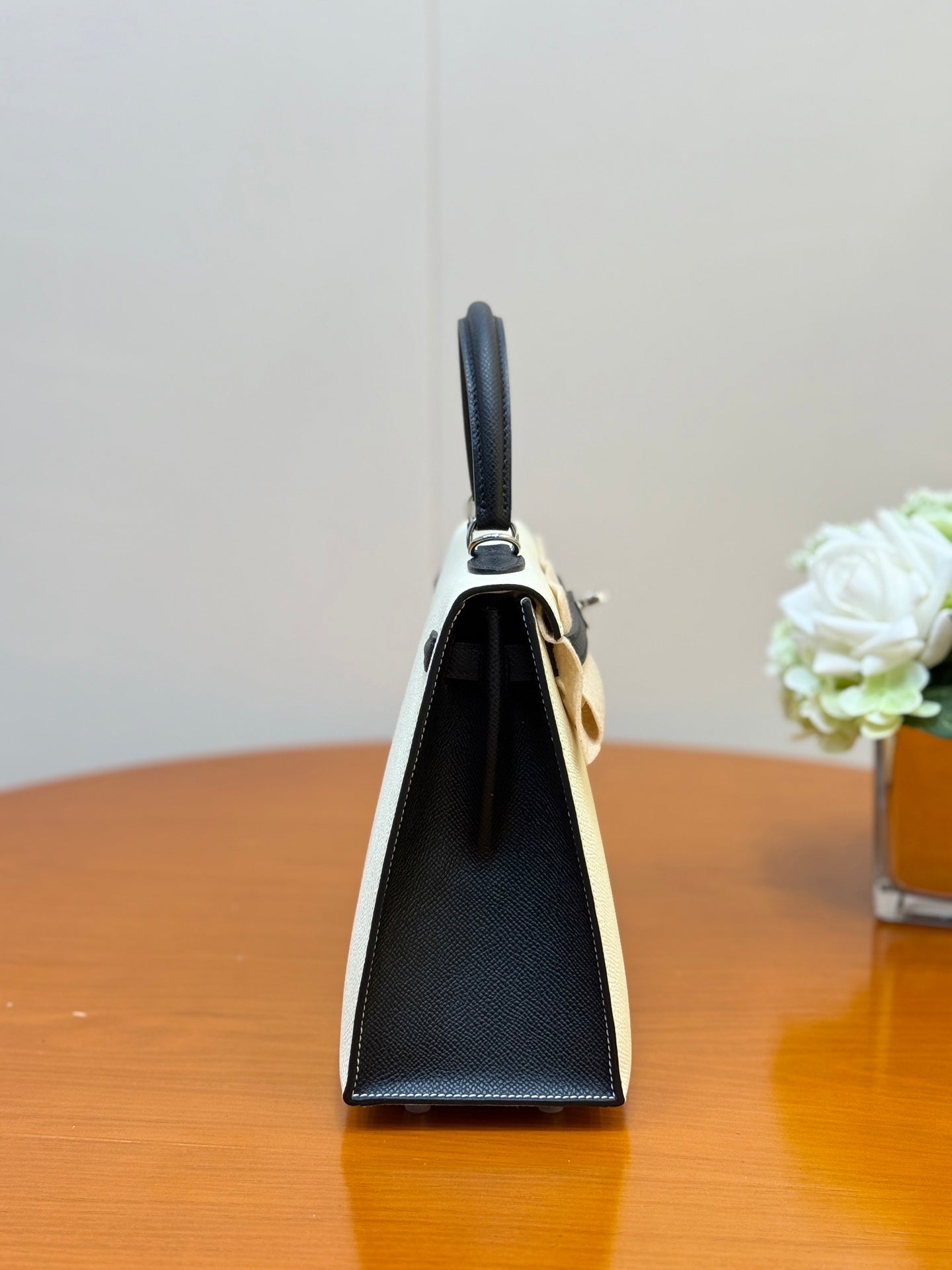 IVORY & BLACK STRUCTURED ELEGANCE BAG