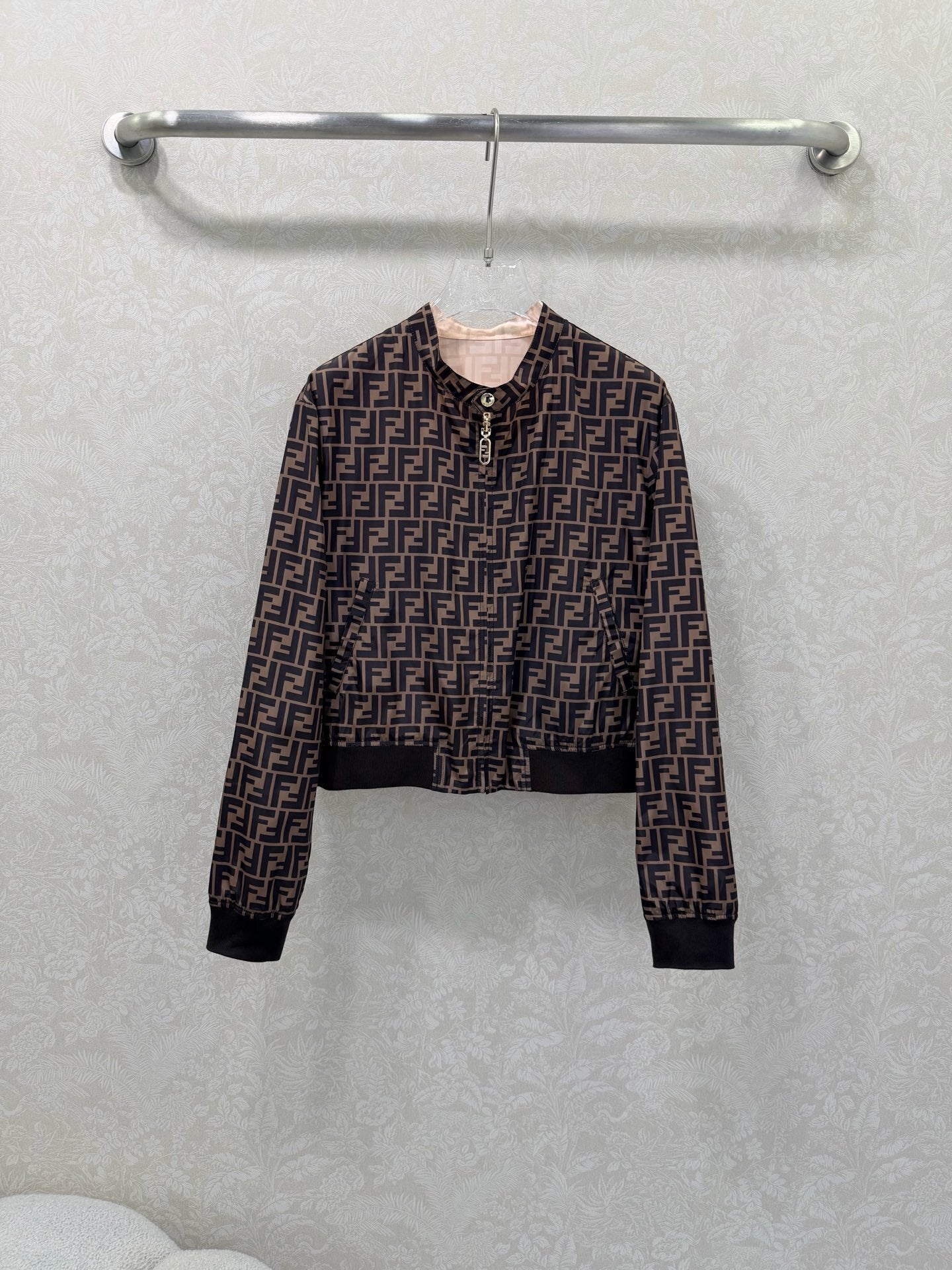 PATTERN ZIP JACKET