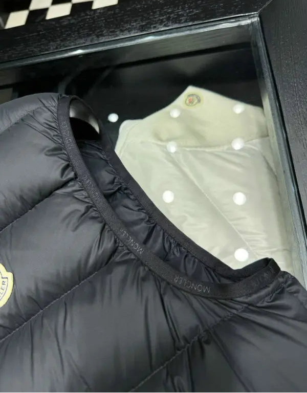 LIGHTWEIGHT QUILTED ZIP PUFFER VEST