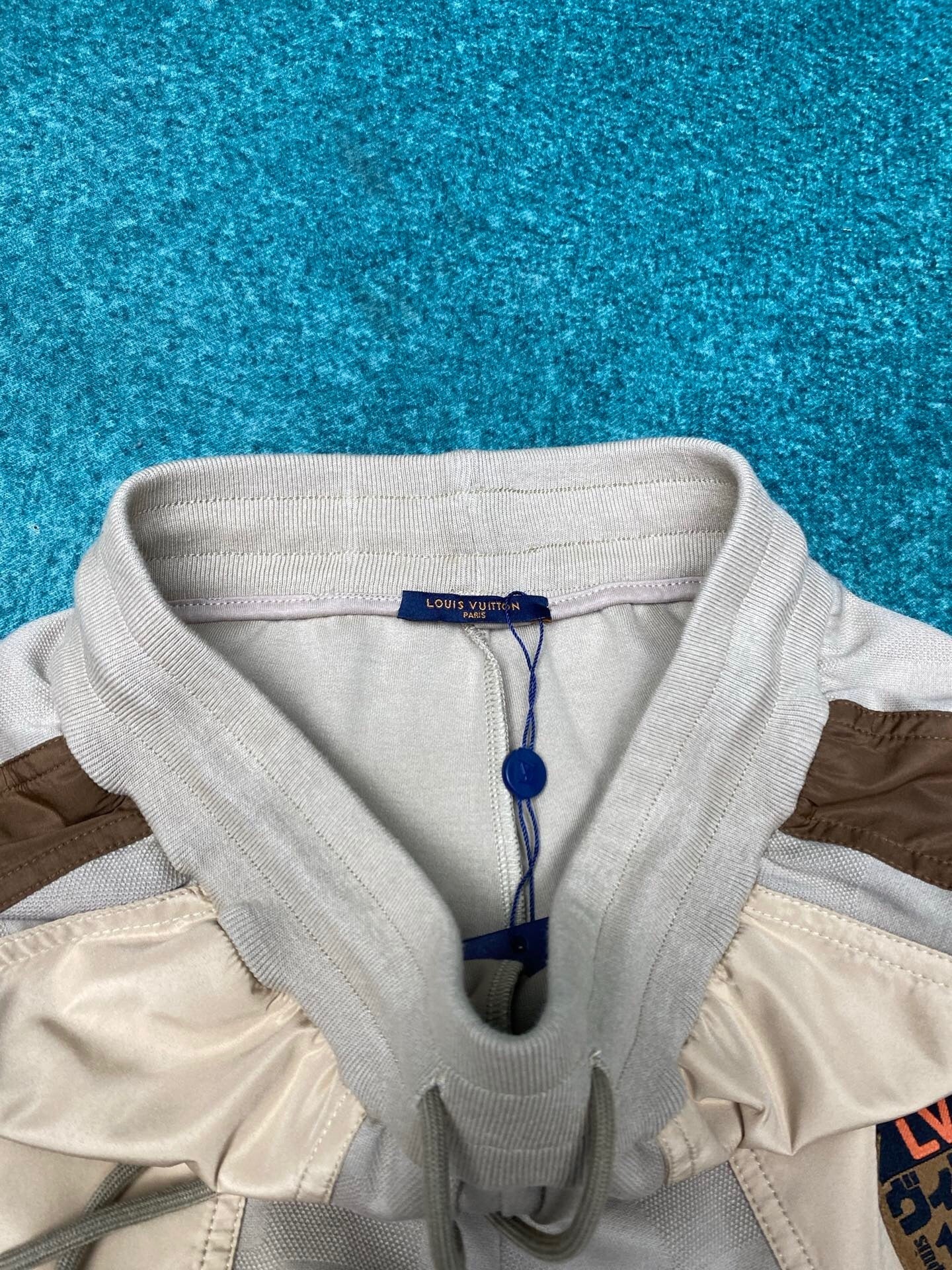 COLOR-BLOCK UTILITY SHORTS