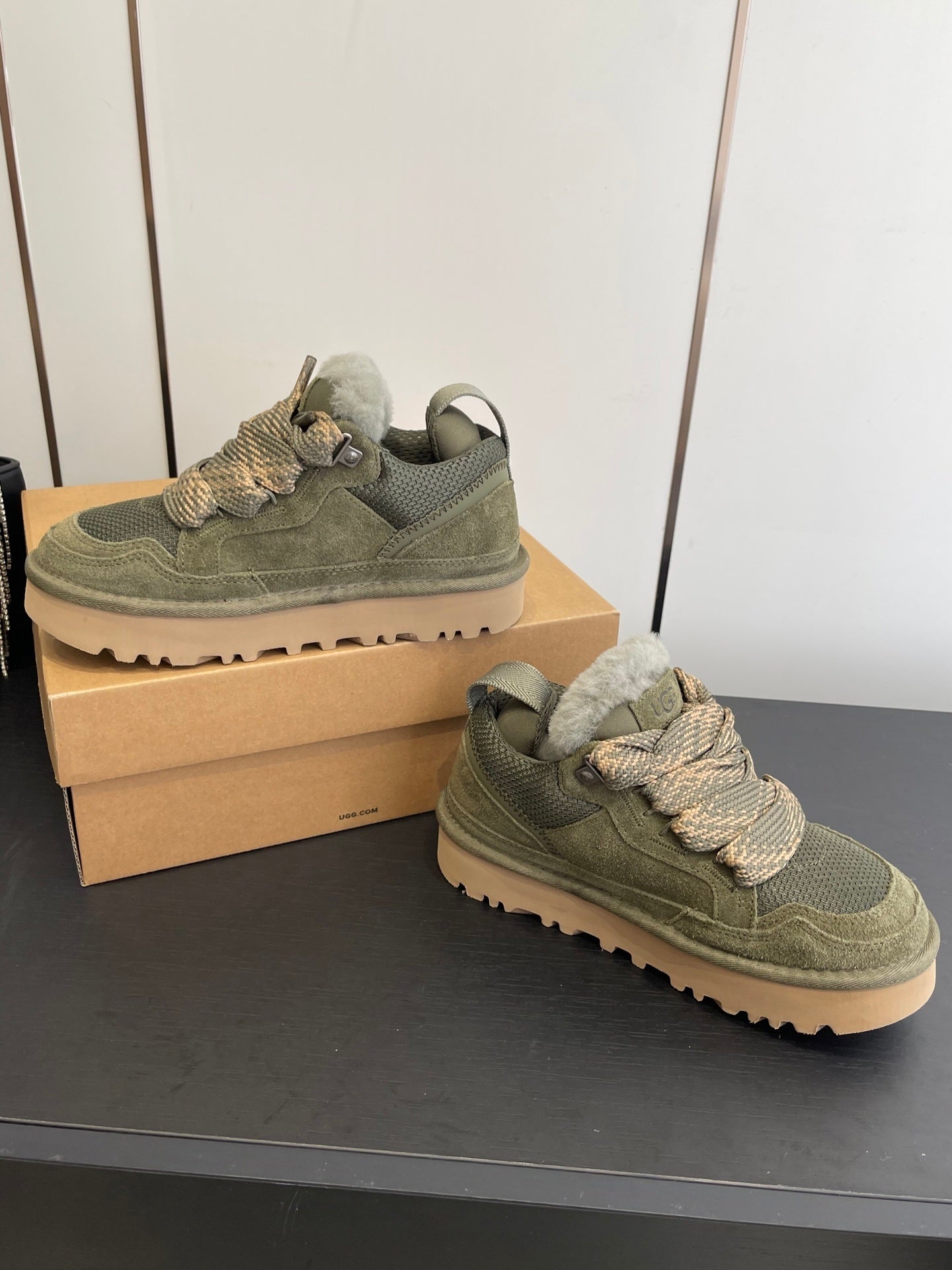 URBAN PLATFORM SNEAKERS