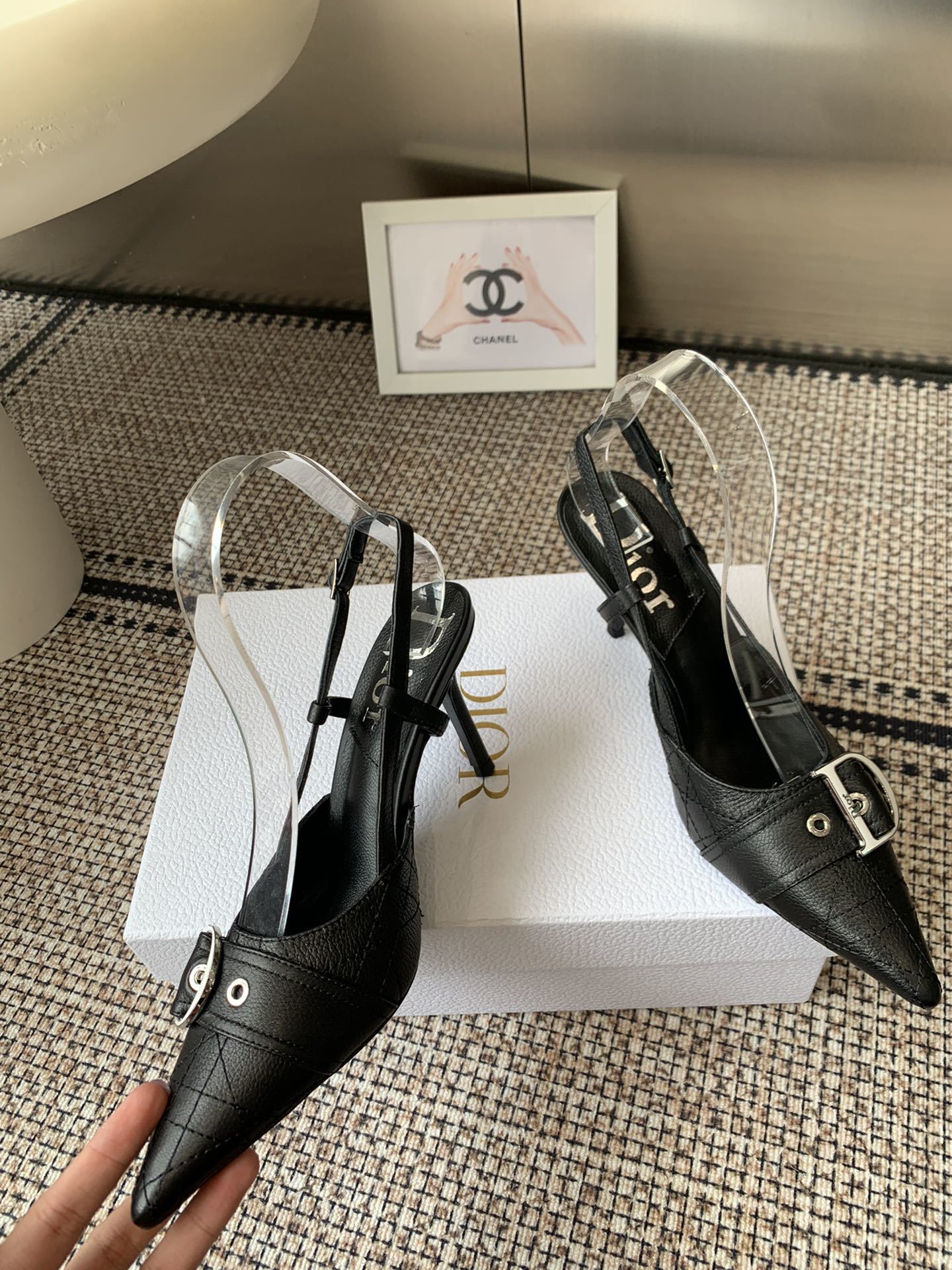 BLACK BUCKLE POINTED SLINGBACK HEELS