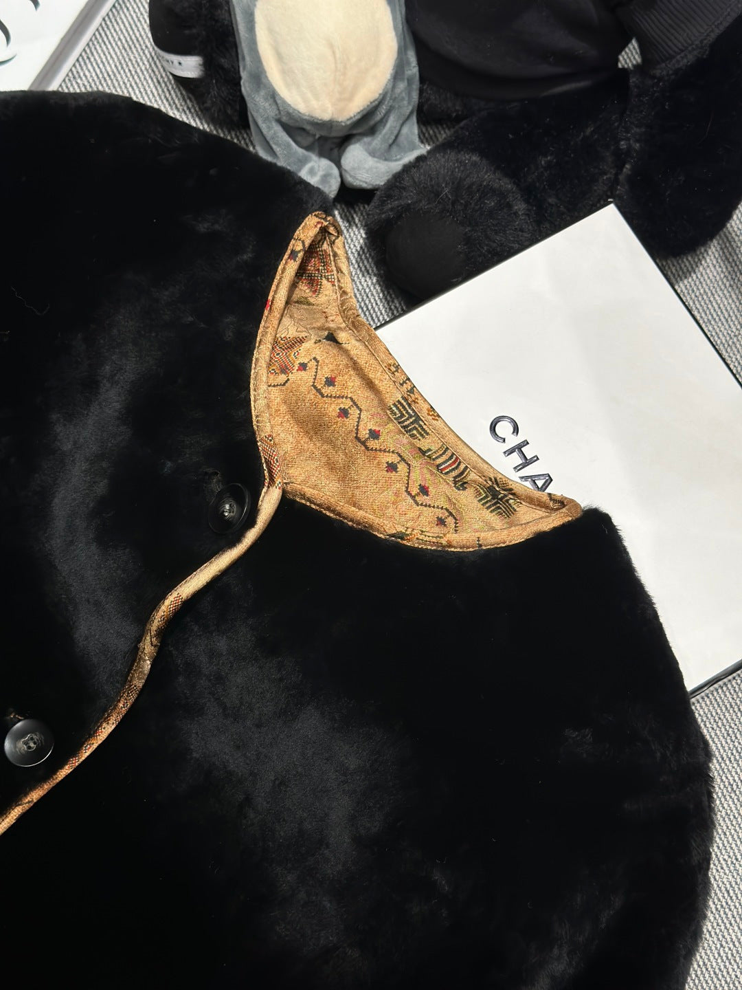 PLUSH BLACK JACKET WITH CONTRAST TRIM AND BUTTON FRONT