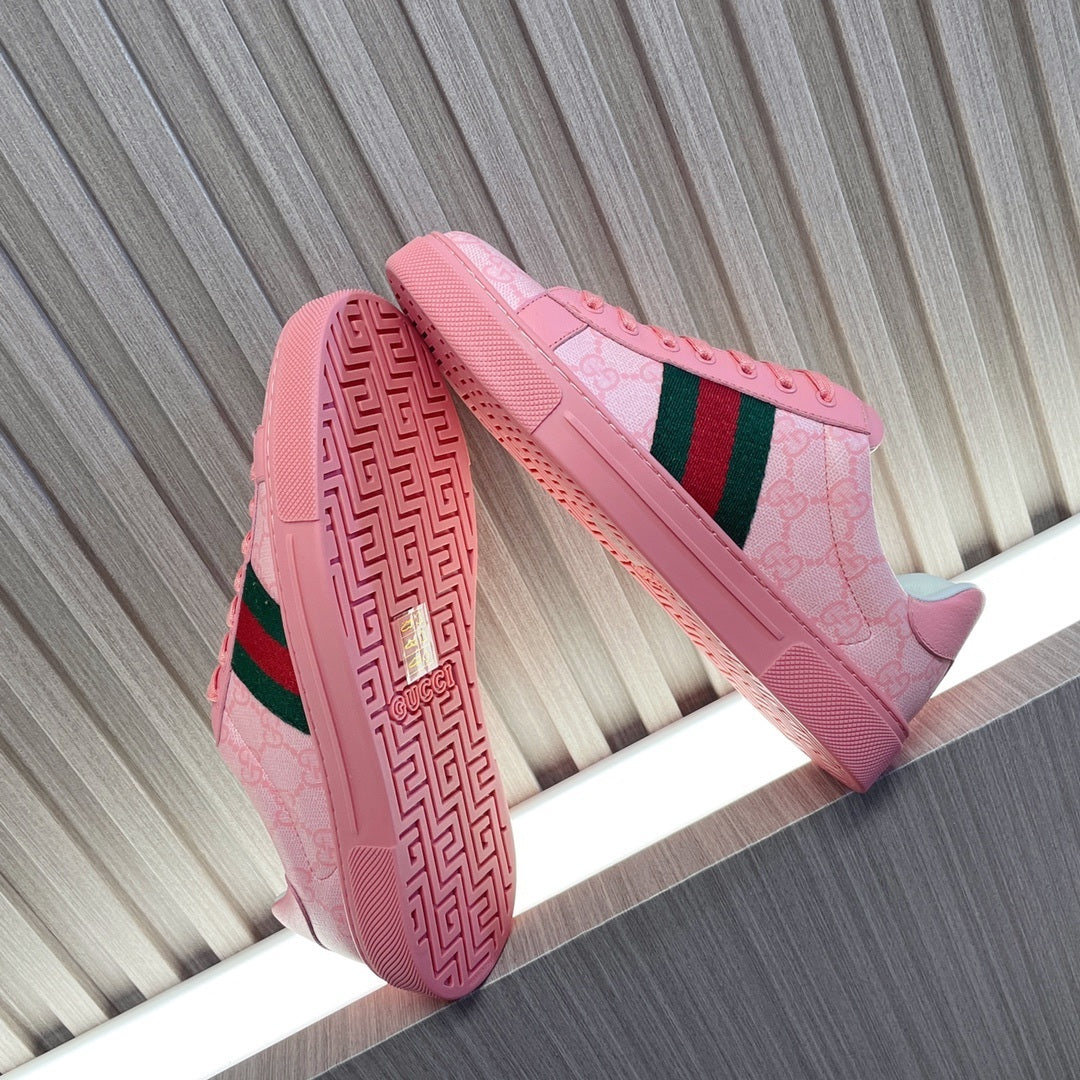PINK STRIPE LOW-TOP SNEAKERS