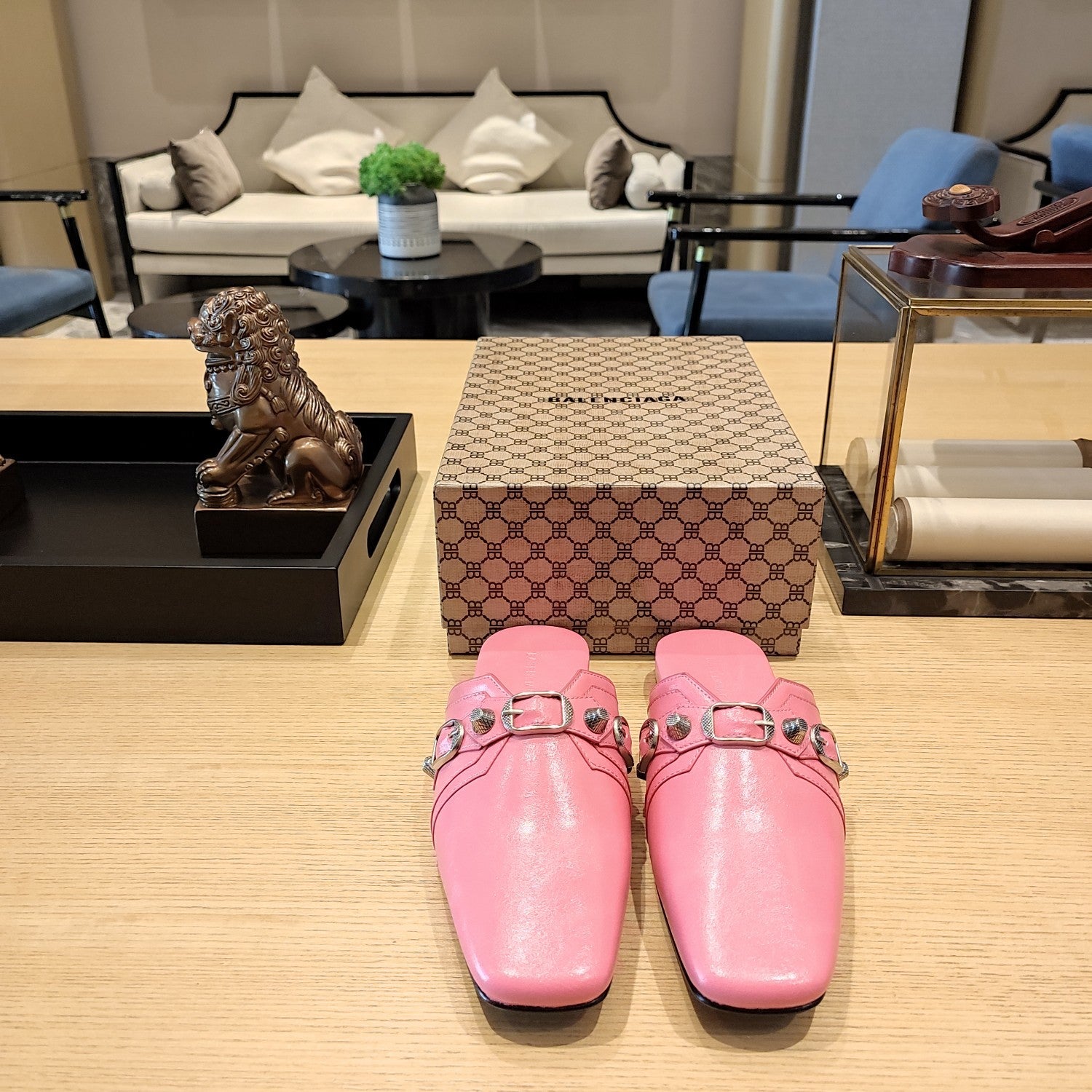 PINK BUCKLE DETAIL FLAT MULES