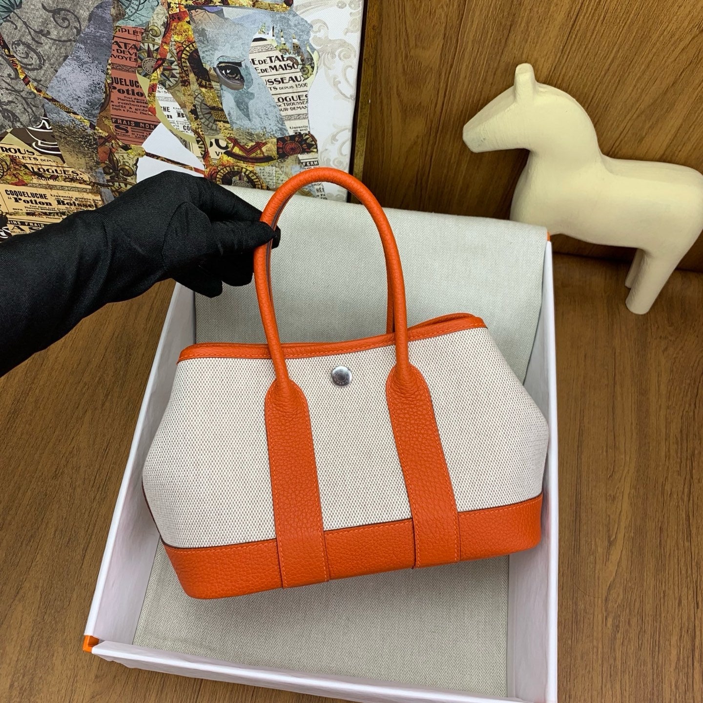 LUXURY ORANGE CANVAS & LEATHER TOTE HANDBAG