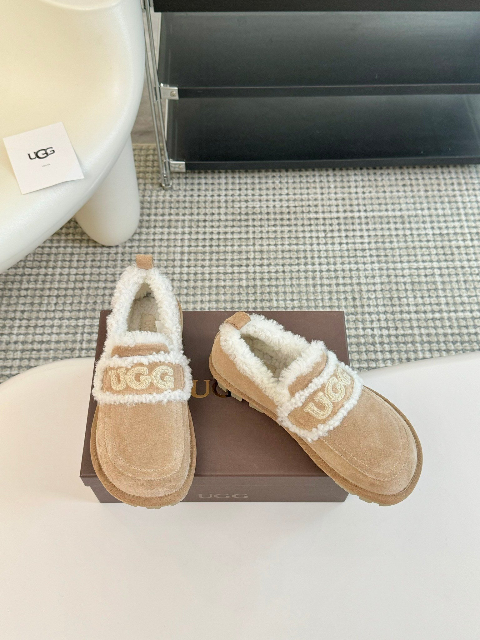PLATFORM SLIPPERS WITH FAUX SHEARLING LINING