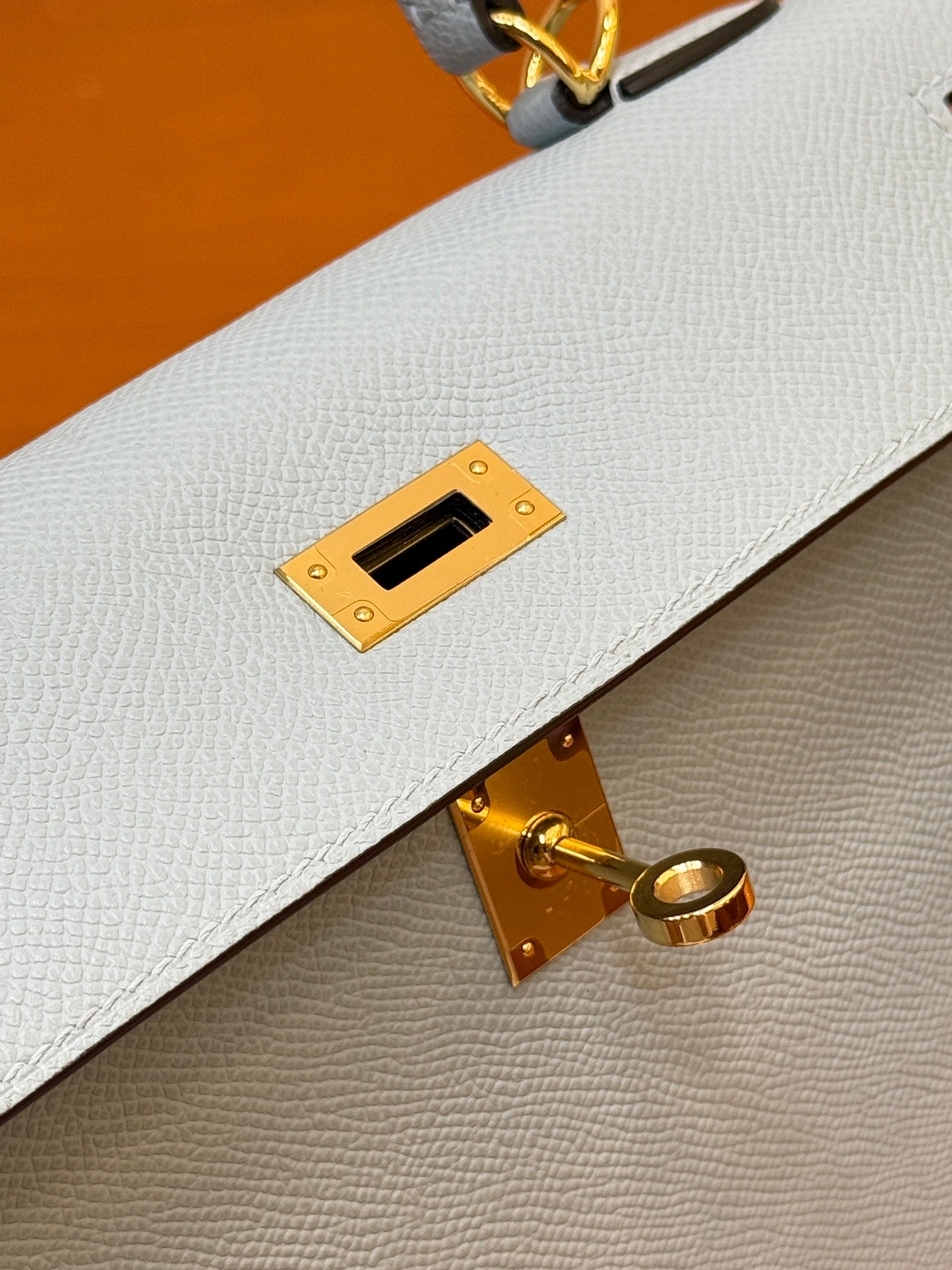 POWDER BLUE ELEGANCE TOP HANDLE BAG