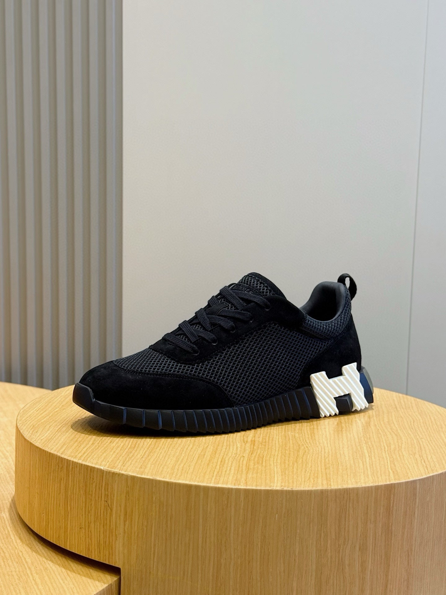 ALL-BLACK MESH & SUEDE DESIGNER SNEAKERS