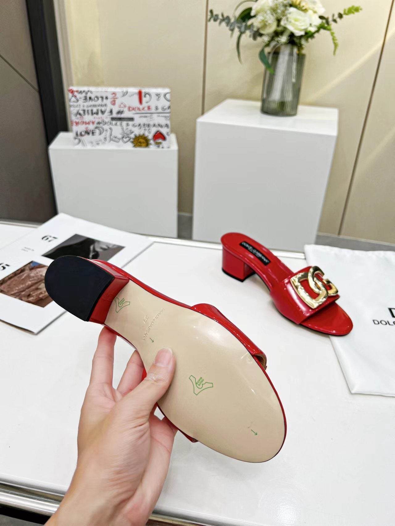 BLOCK HEEL SLIDES – RED GLOSS