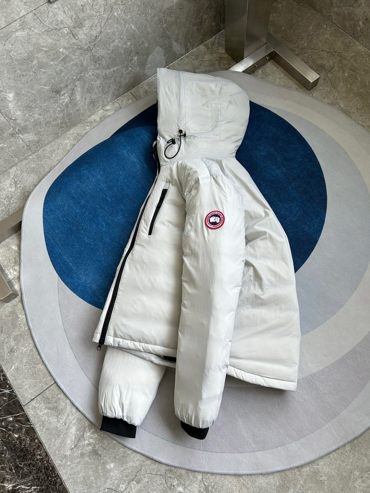 MEN’S HOODED PADDED WINTER JACKET