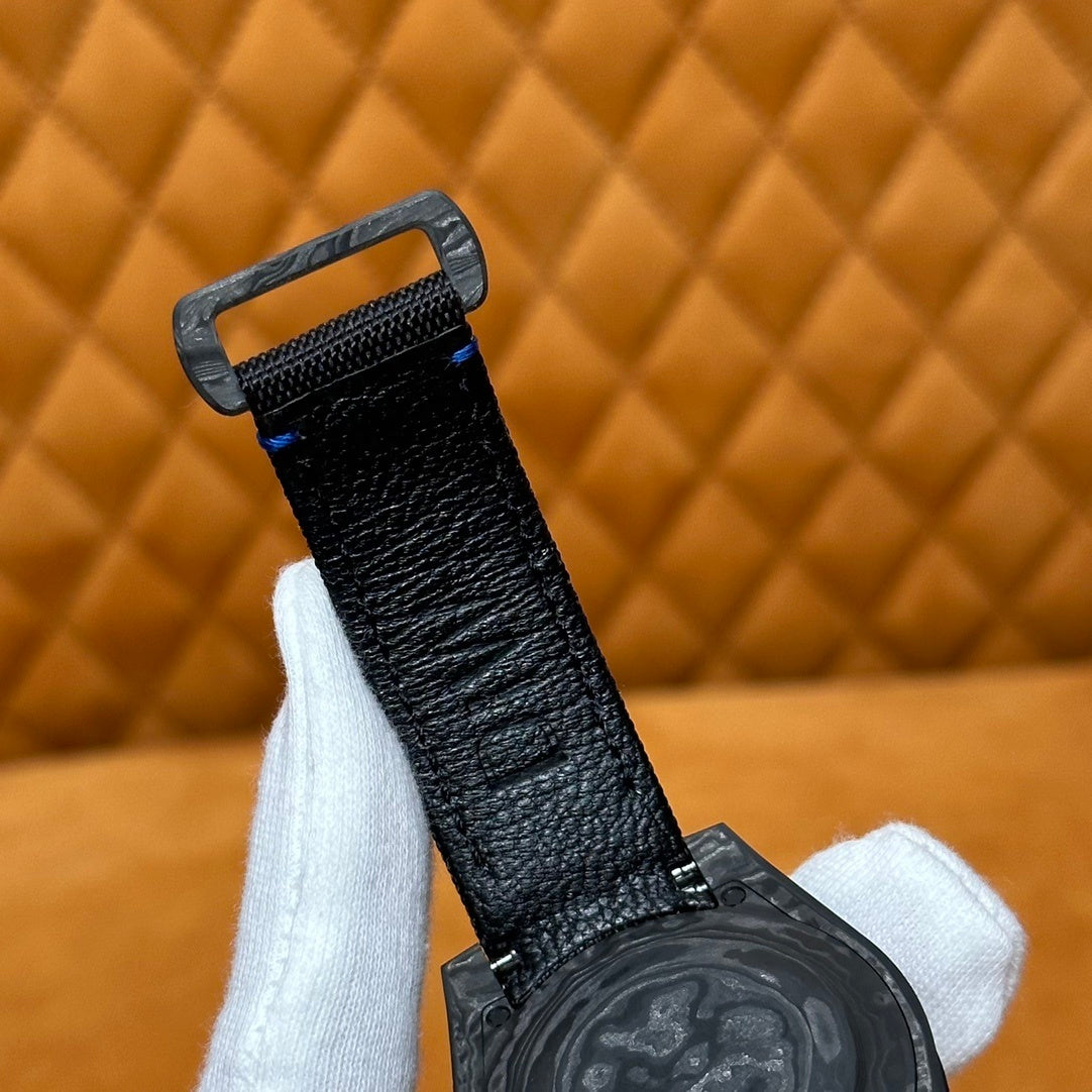 LUXURY SPORT WATCH WITH PREMIUM BOX SET