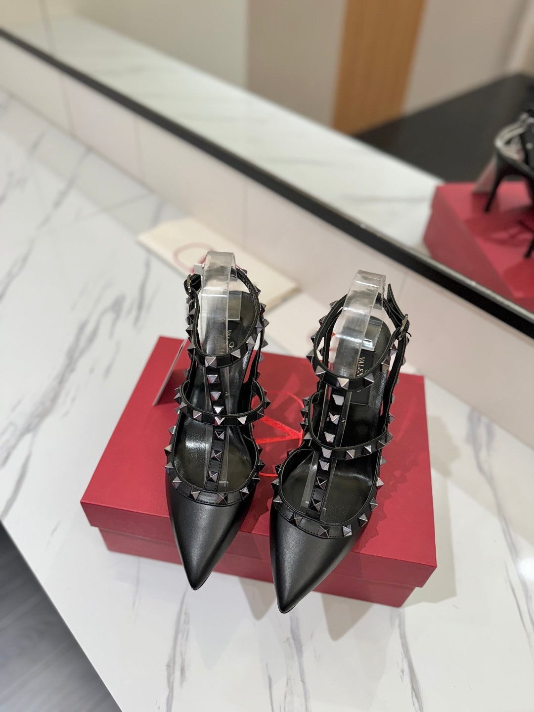 POINTED TOE STRAPPY HEELS – BLACK STUDDED DESIGN