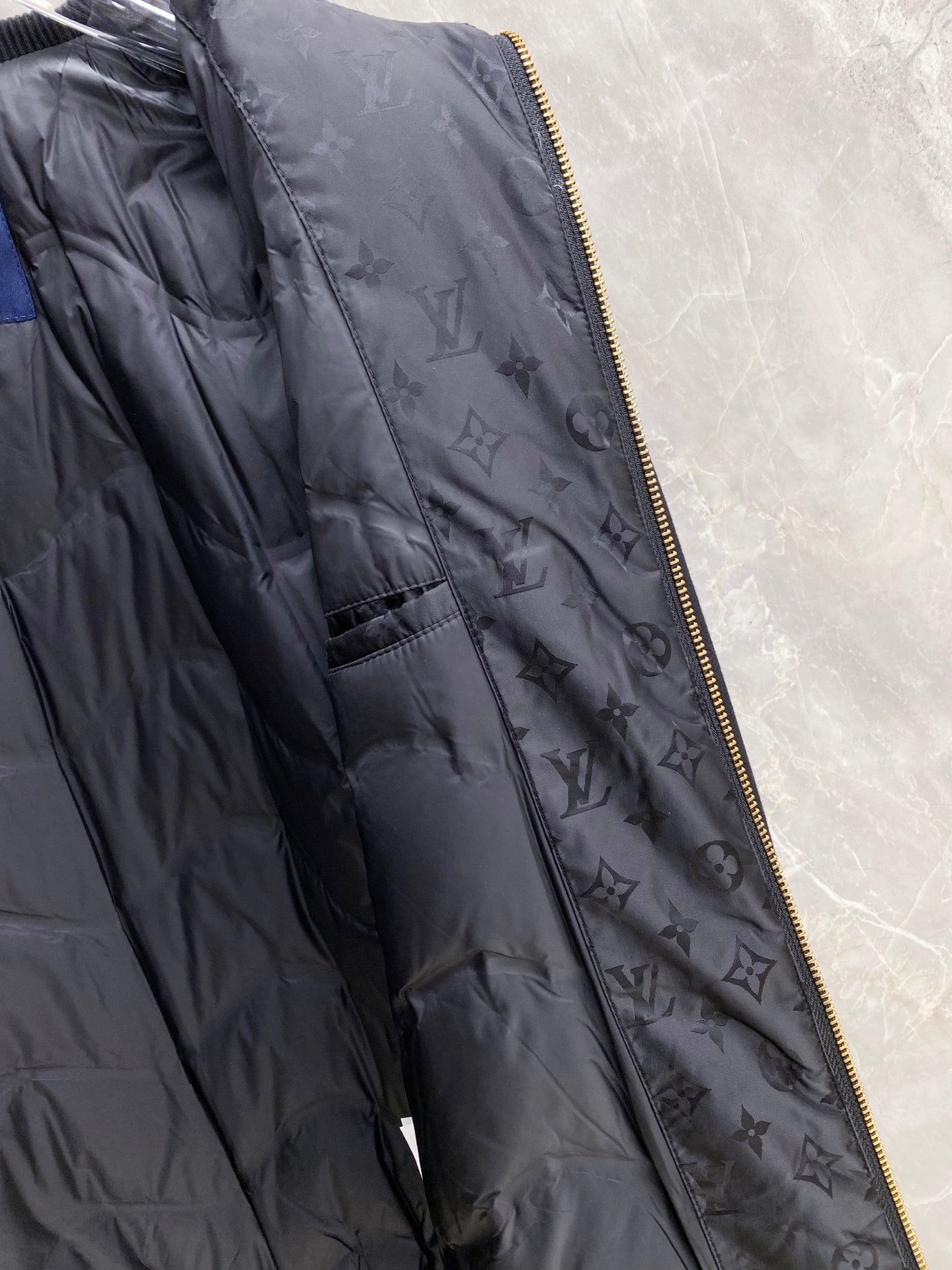 ZIP-UP BOMBER JACKET WITH KNIT TRIM